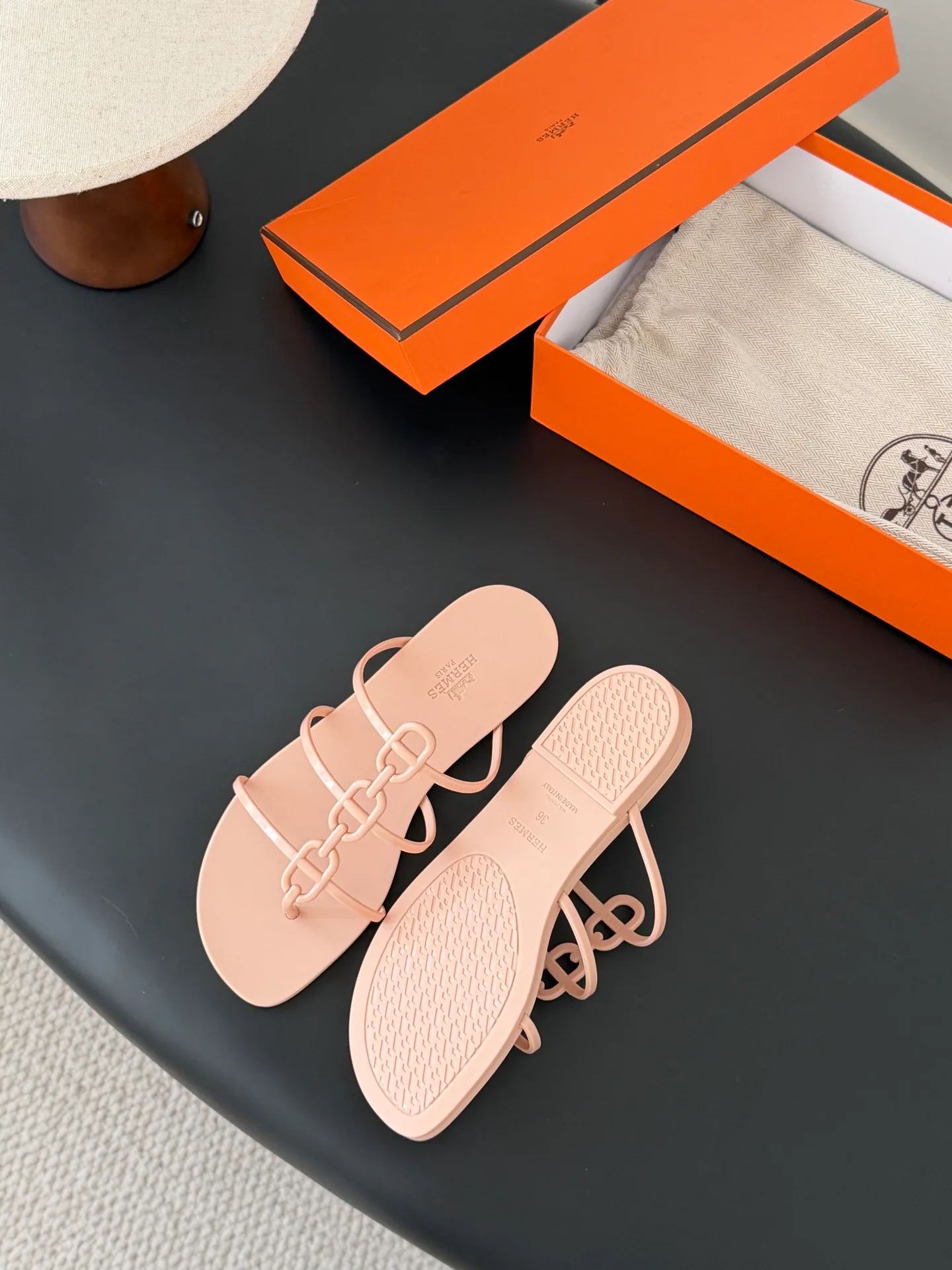 Шлепанцы Женские Hermes 1818724