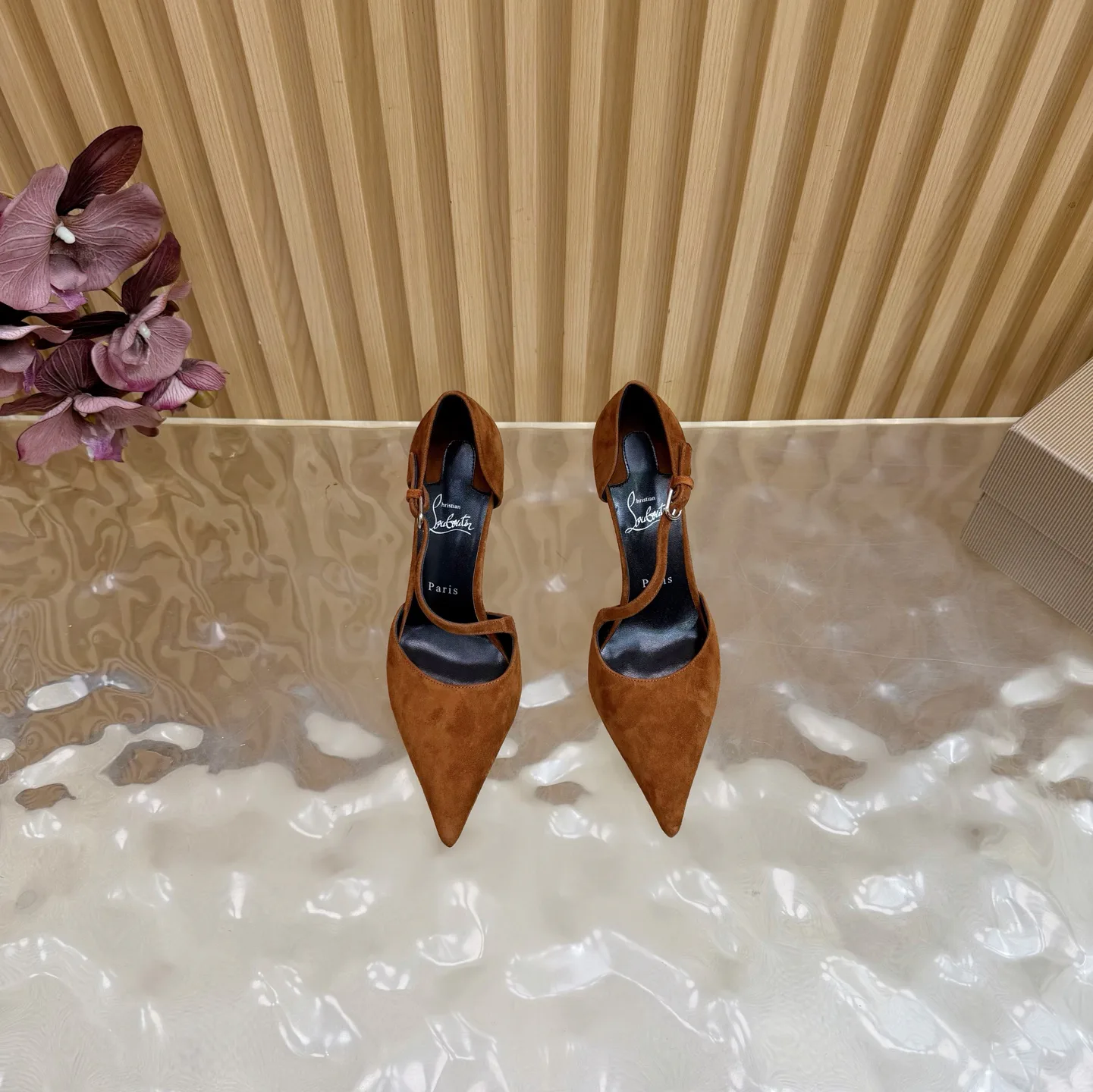 Туфли Женские Christian Louboutin 232634