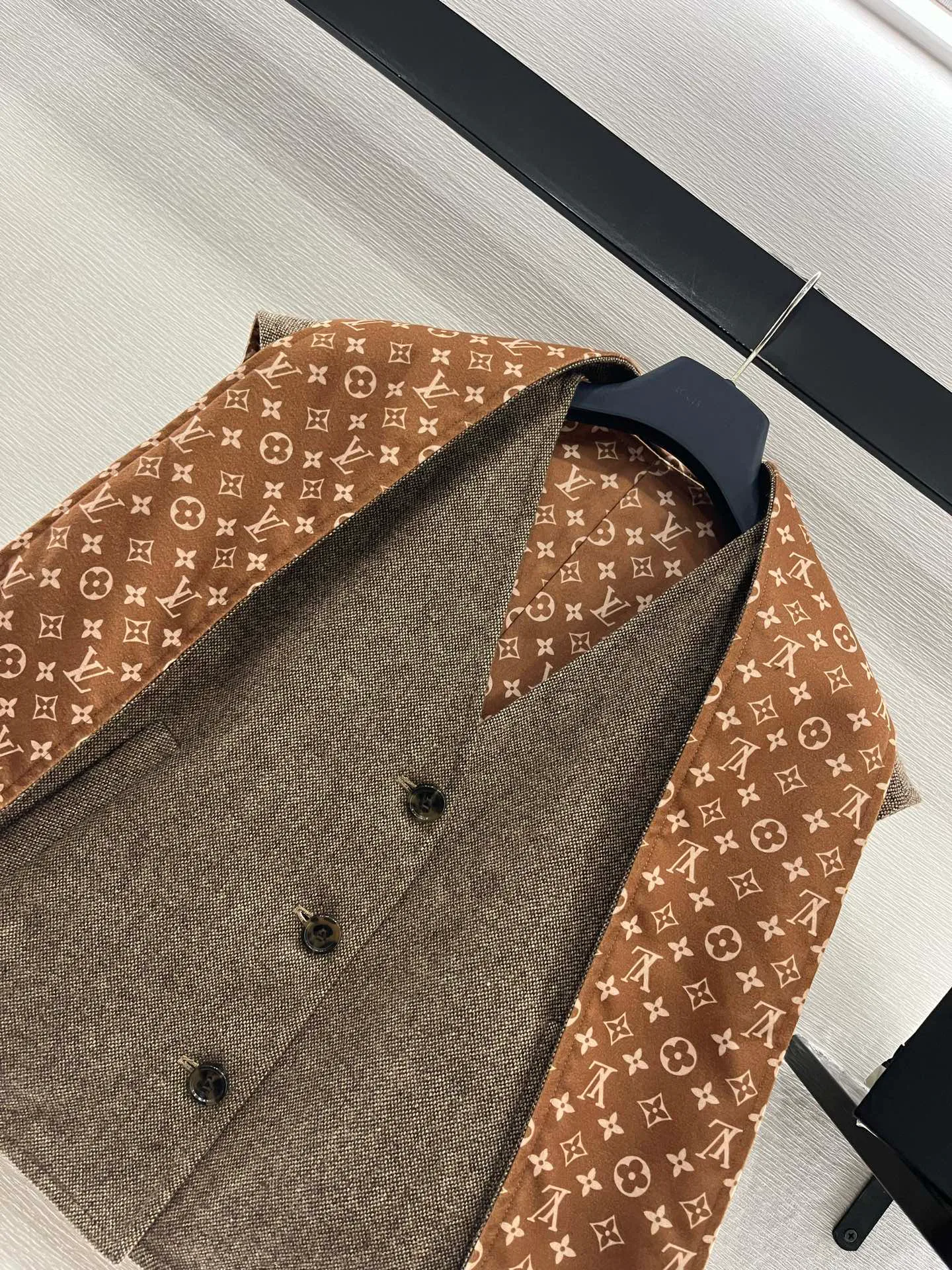 Жилеты Женские Louis Vuitton 1512422