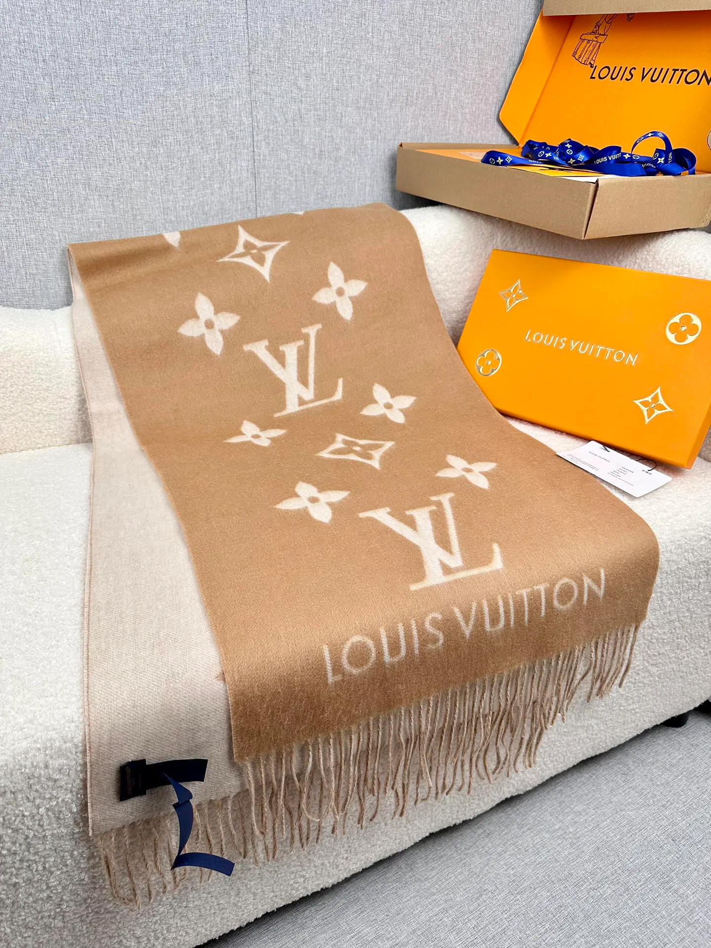 Шарфы Louis Vuitton 1973574