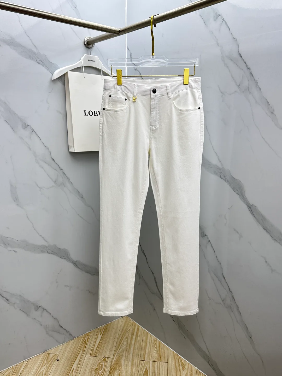 Джинсы Мужские Louis Vuitton 18596928