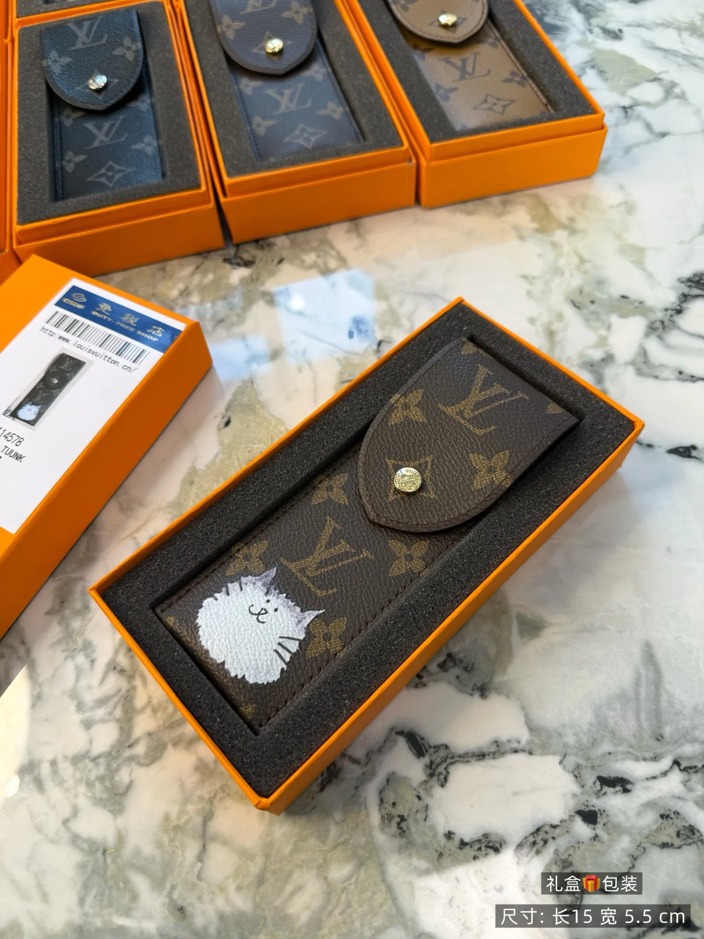 Клатчи Женские Louis Vuitton 11671481