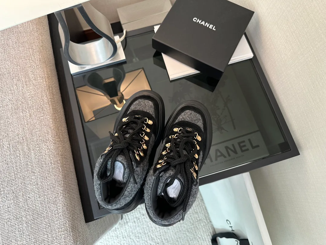 Кроссовки Женские Chanel 2937717
