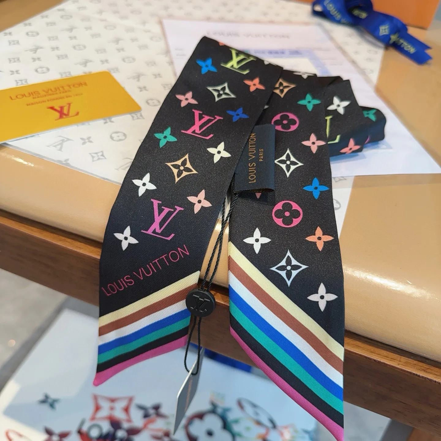 Шарфы Louis Vuitton 17898