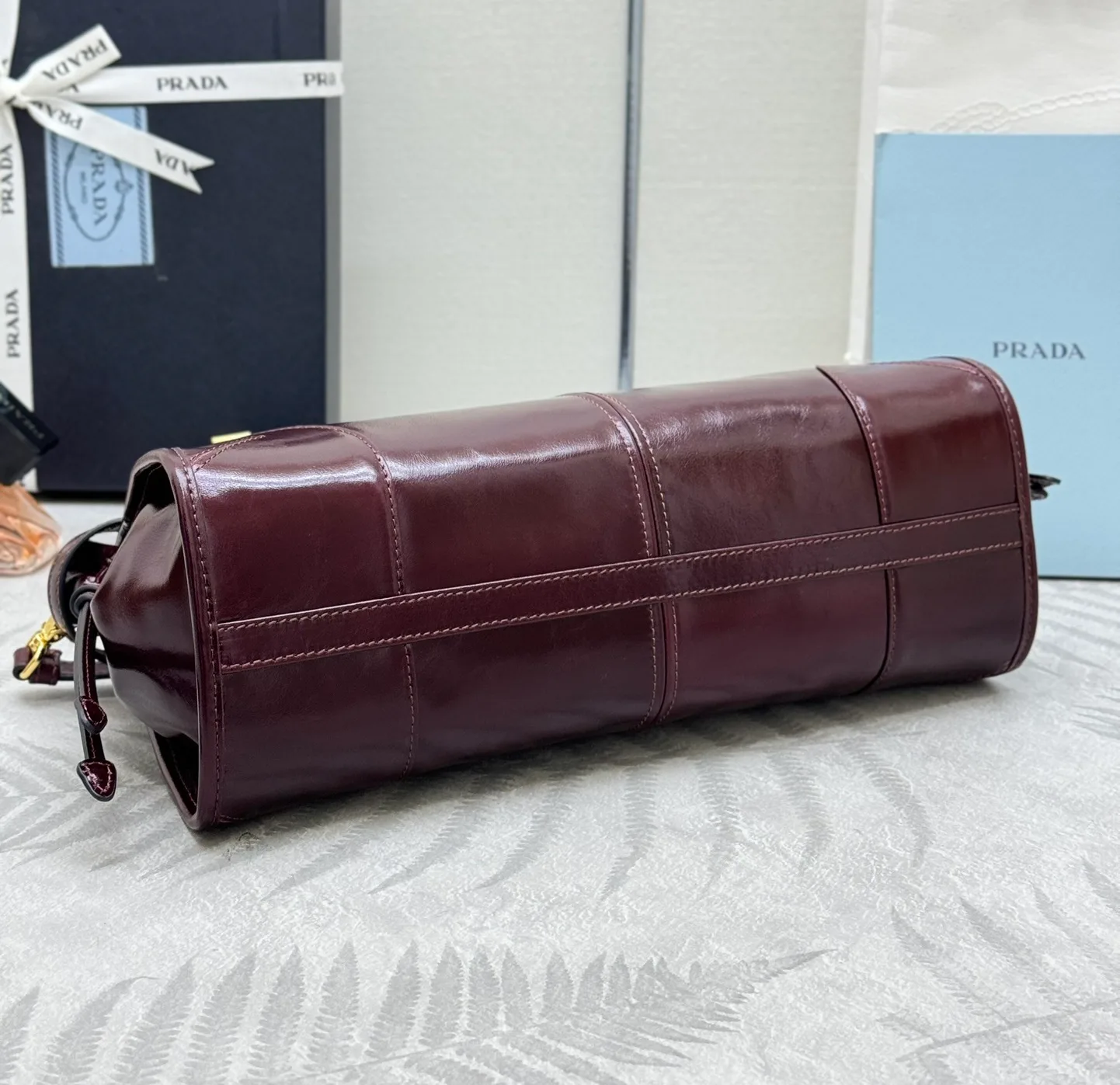Классические Сумки Женские Prada 11462503