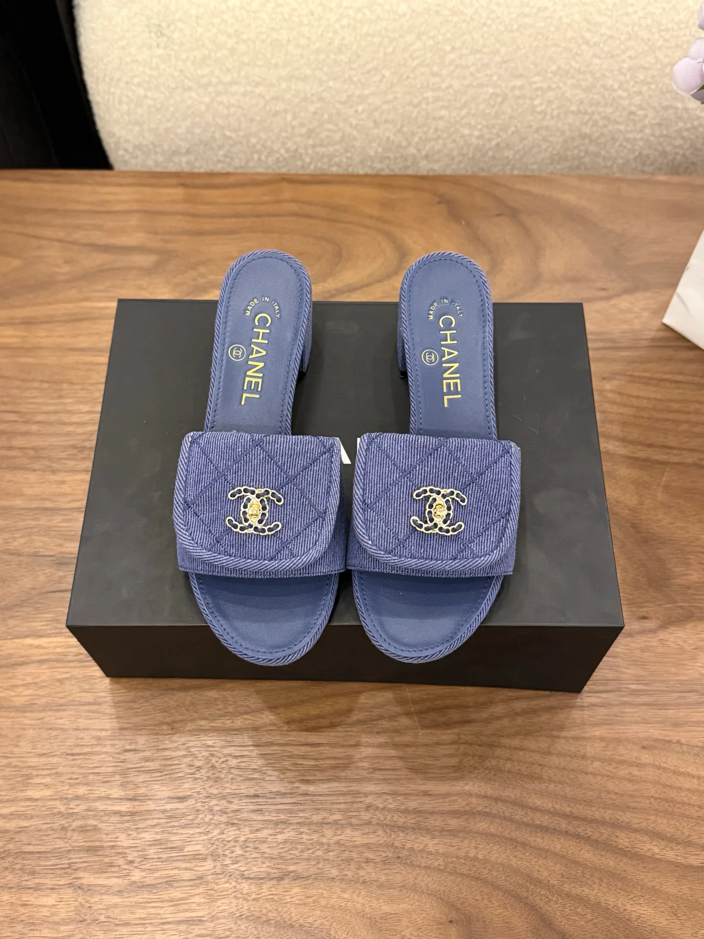 Сандалии Женские Chanel 11559194