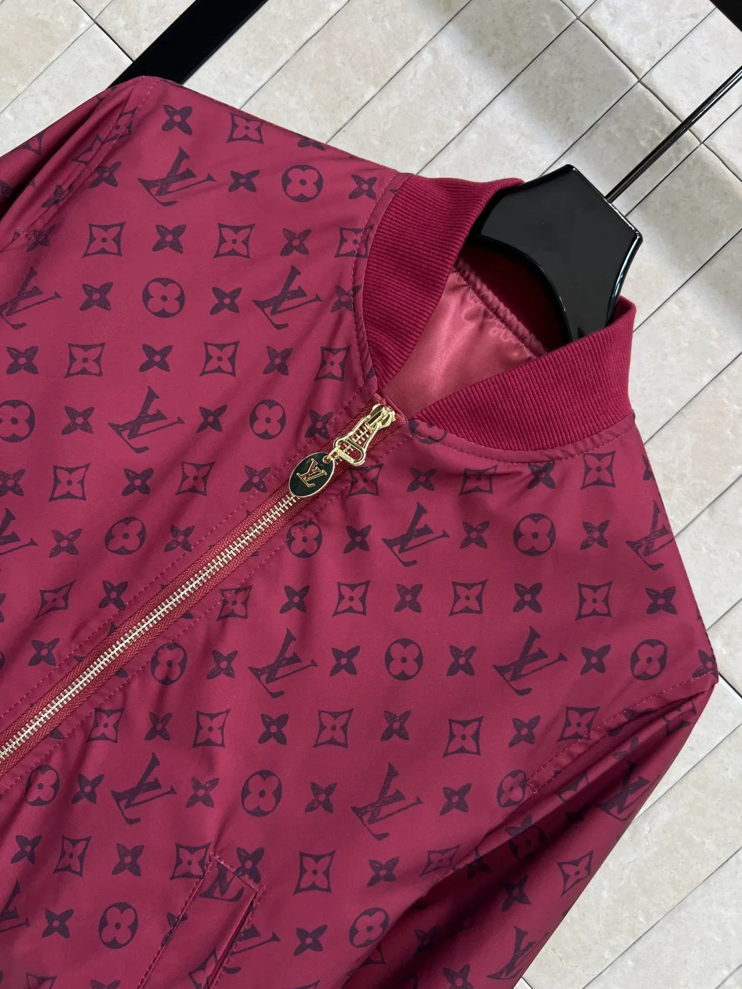 Куртки И Пуховики Женские Louis Vuitton 1005161