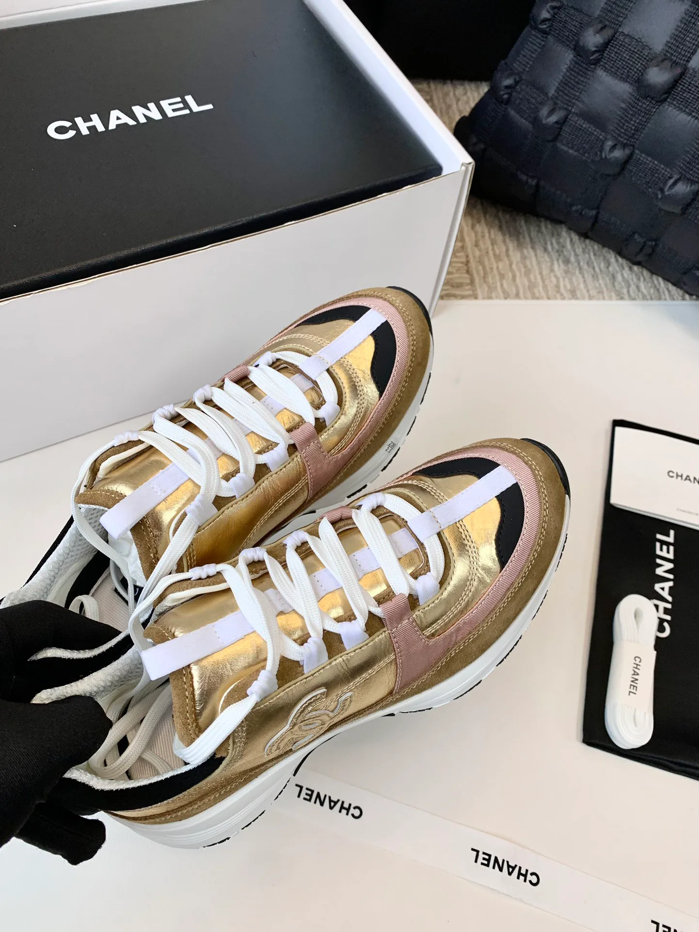 Кроссовки Женские Chanel 10914112