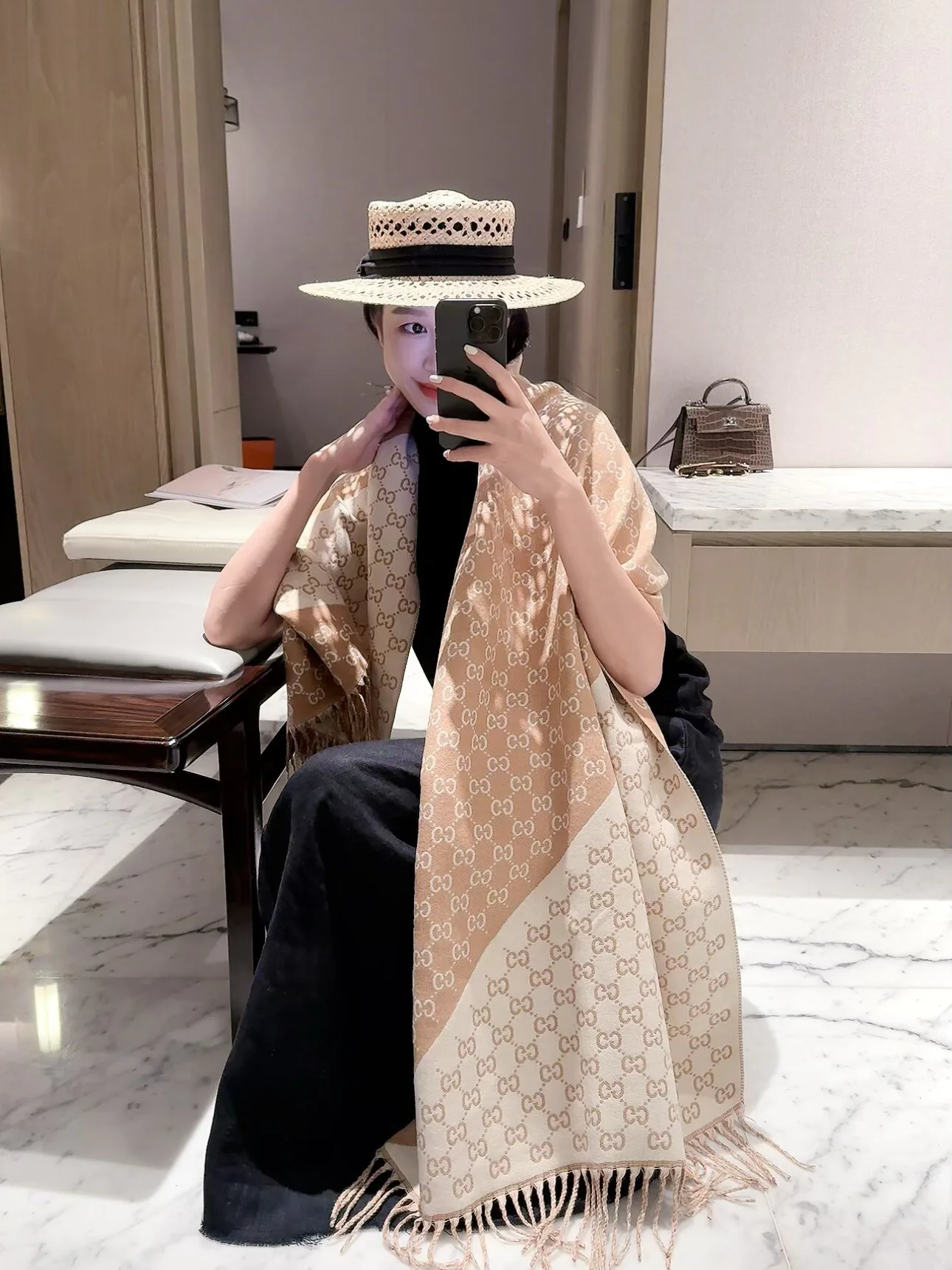 Шарфы Gucci 18322642