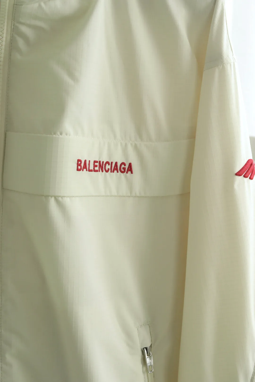 Куртки И Пуховики Мужские Balenciaga 12202178