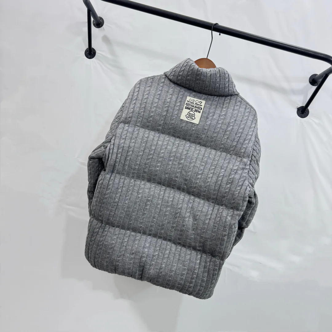 Куртки И Пуховики Женские Moncler 18001964