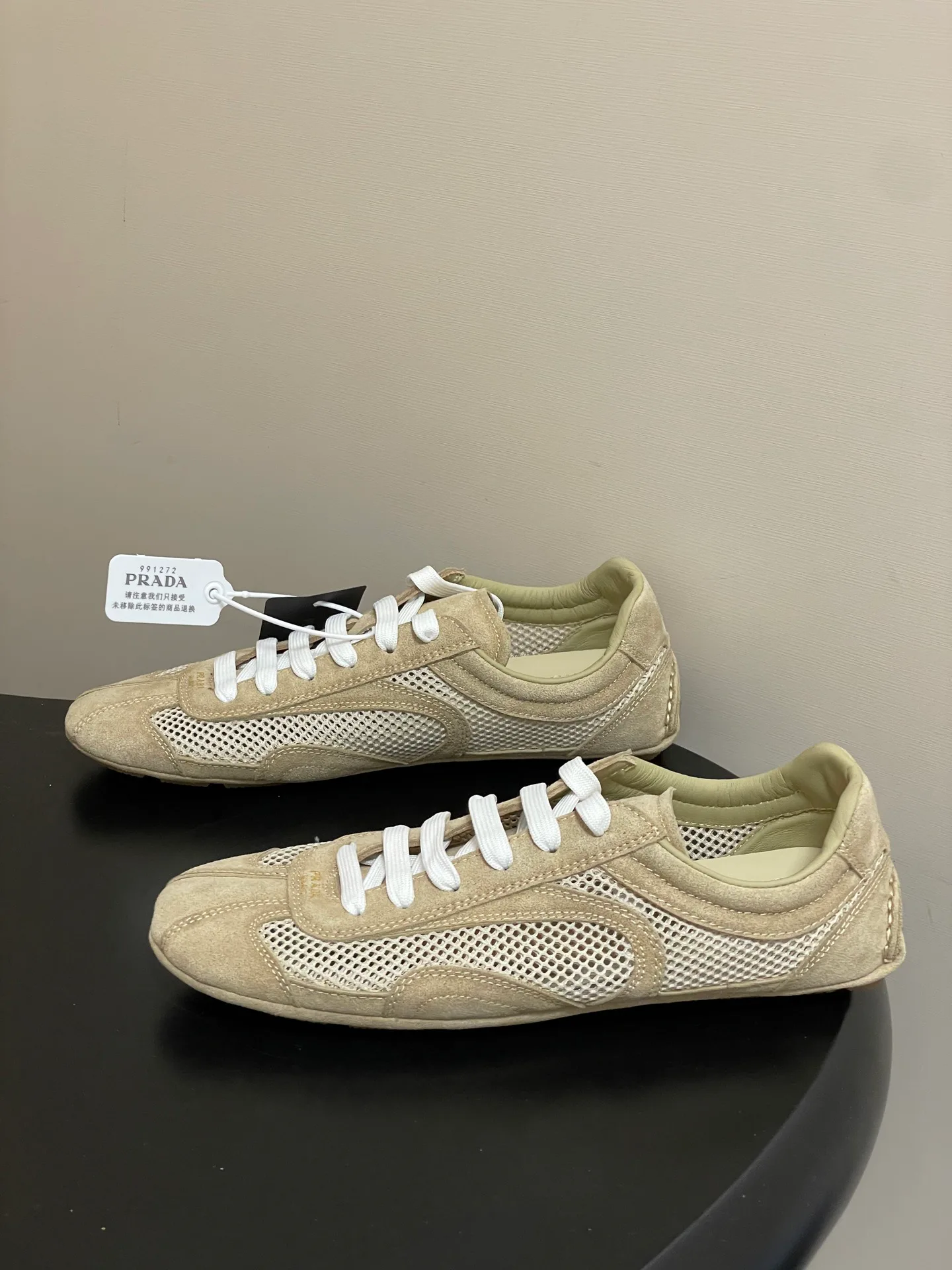 Кроссовки Женские Prada 12810924