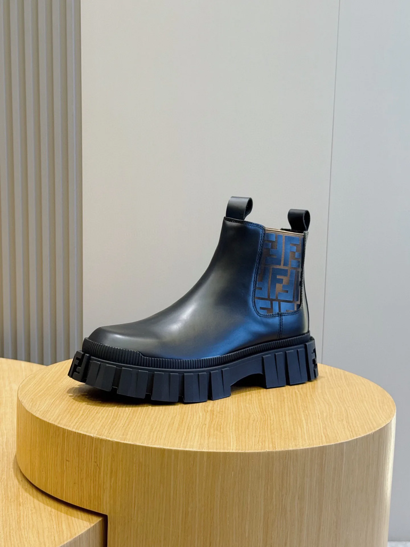 Ботинки Женские Fendi 200799