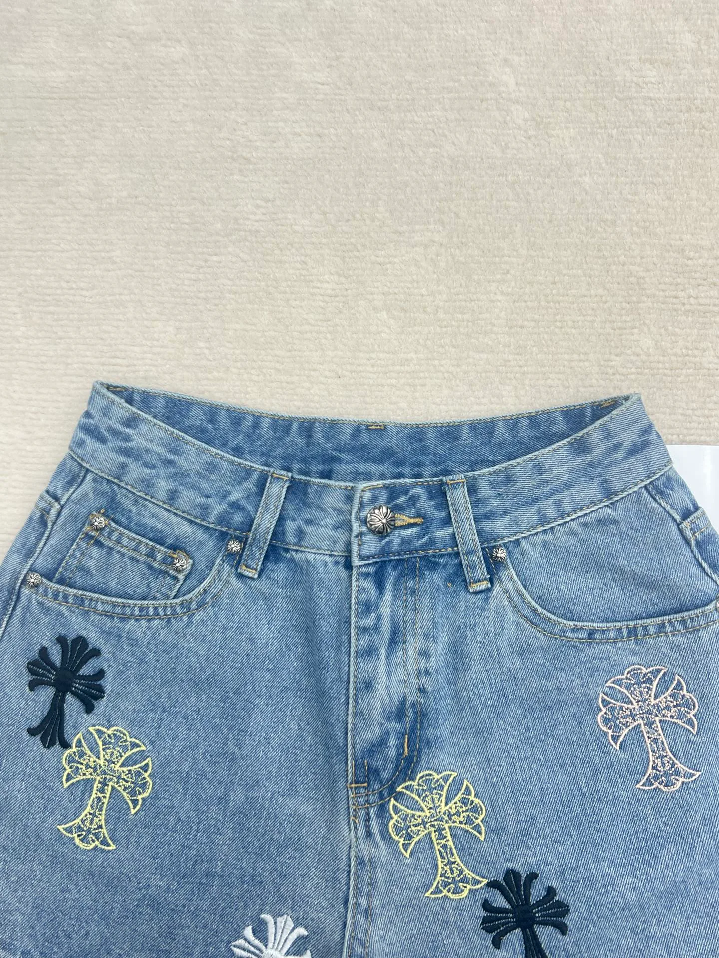 Шорты Женские Chrome Hearts 11688552