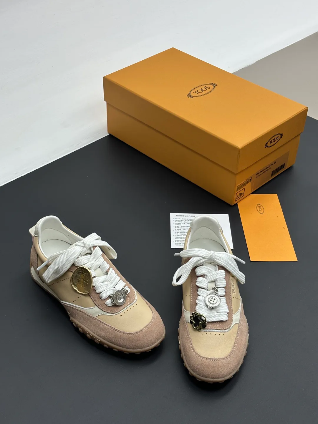 Кроссовки Женские Tod's 18732000