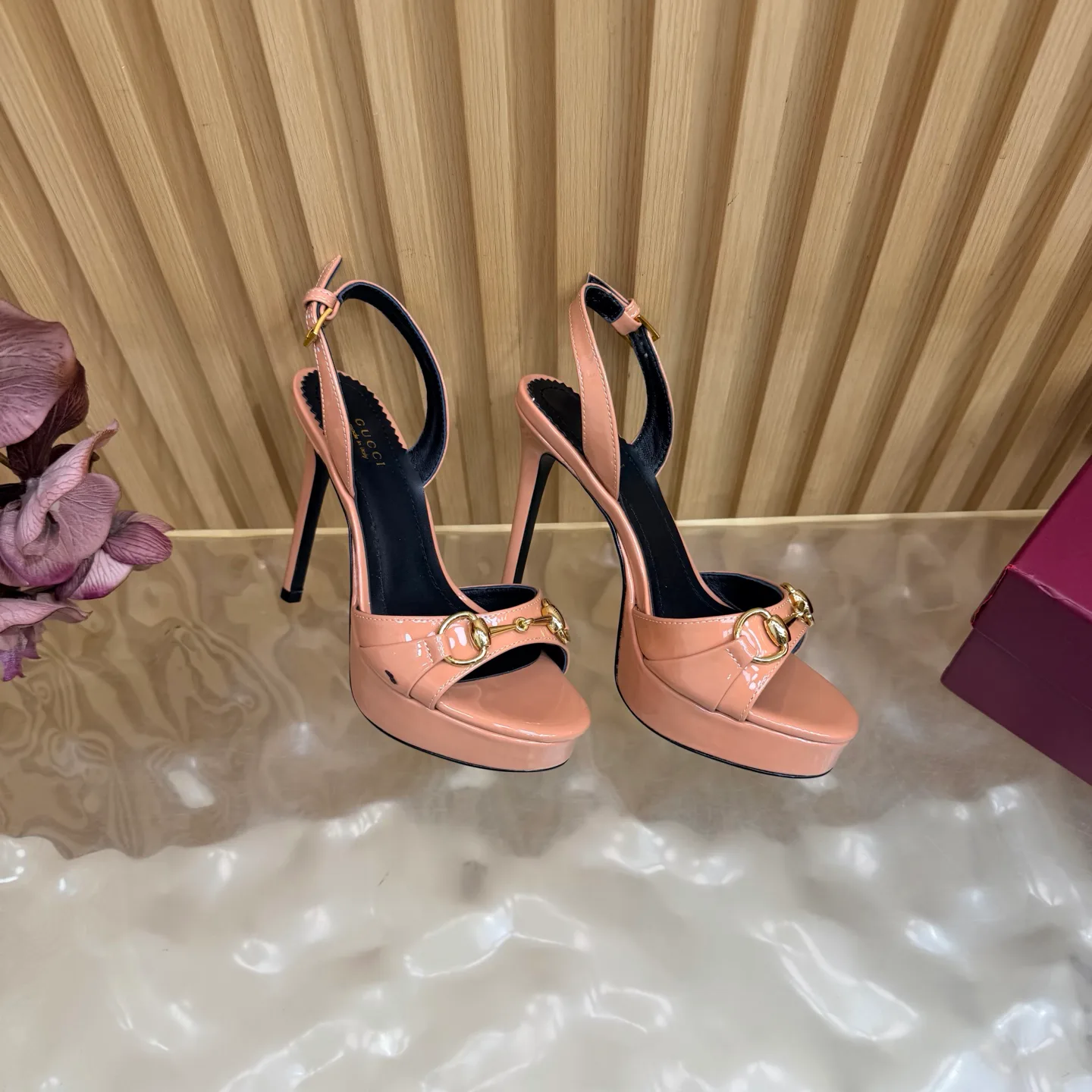 Босоножки Женские Gucci 17467491