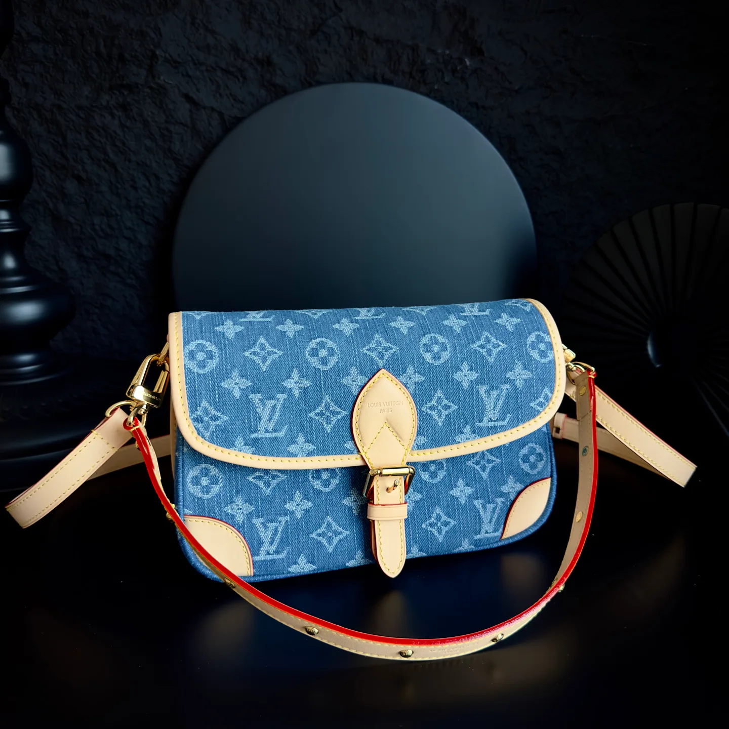 Классические Сумки Женские Louis Vuitton 13394411
