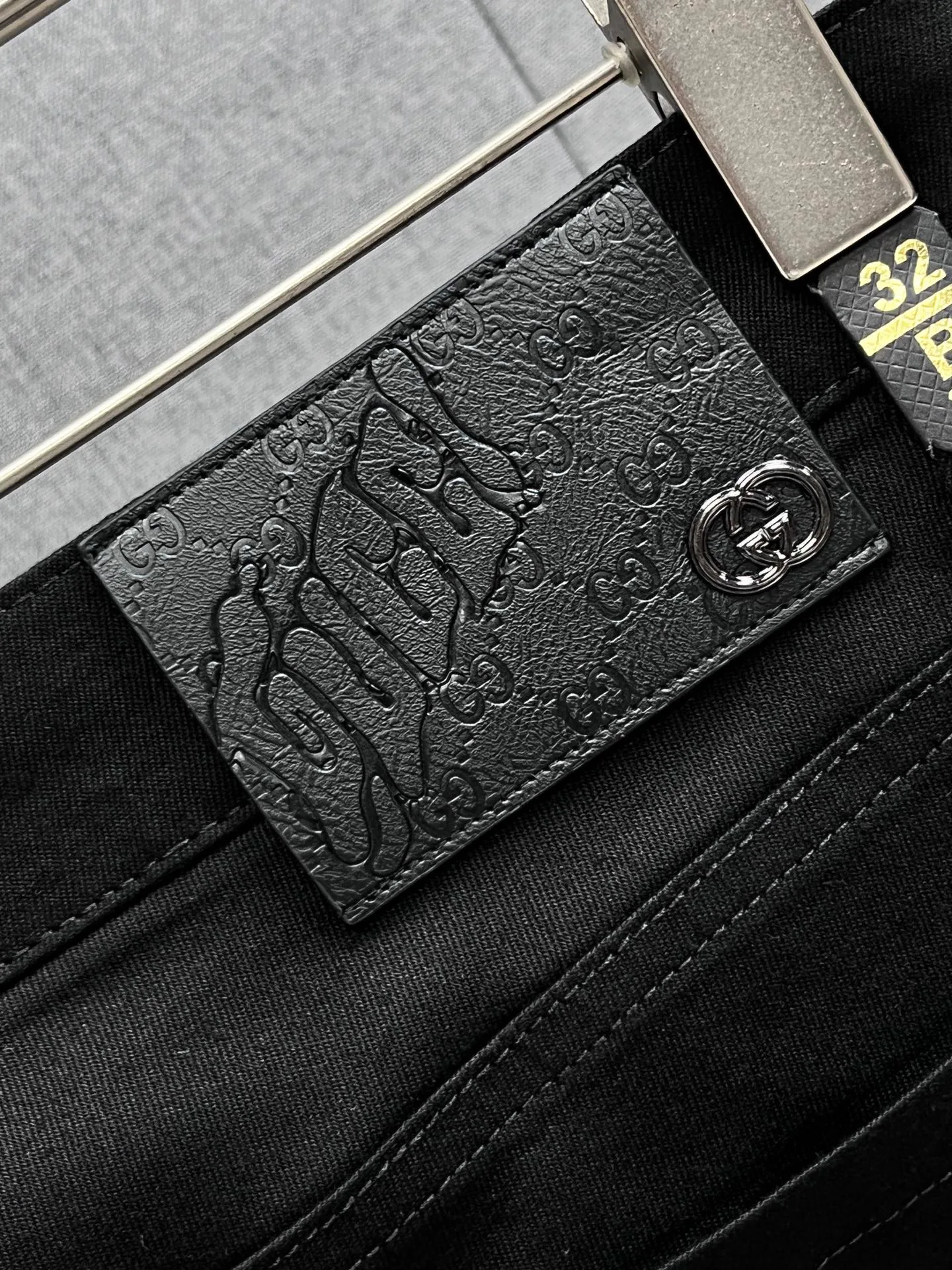 Джинсы Мужские Gucci 18097911