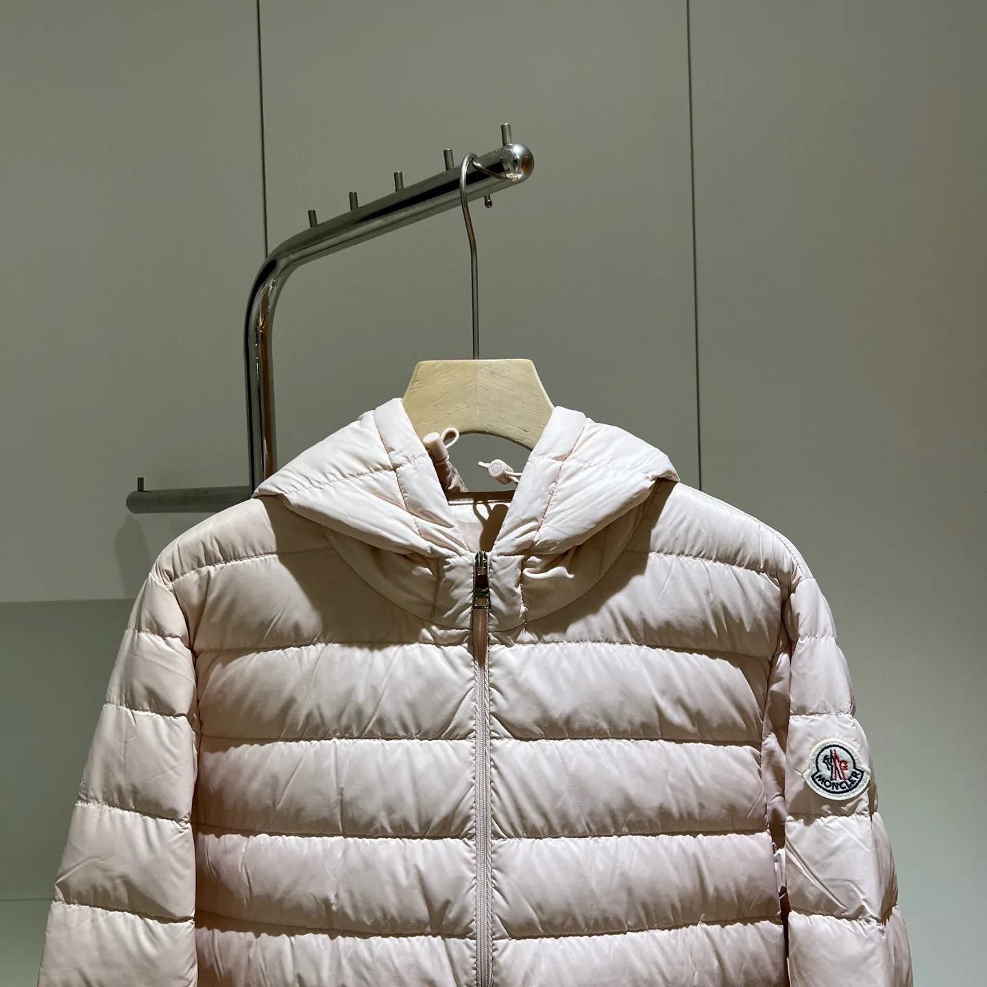 Куртки И Пуховики Женские Moncler 18180099