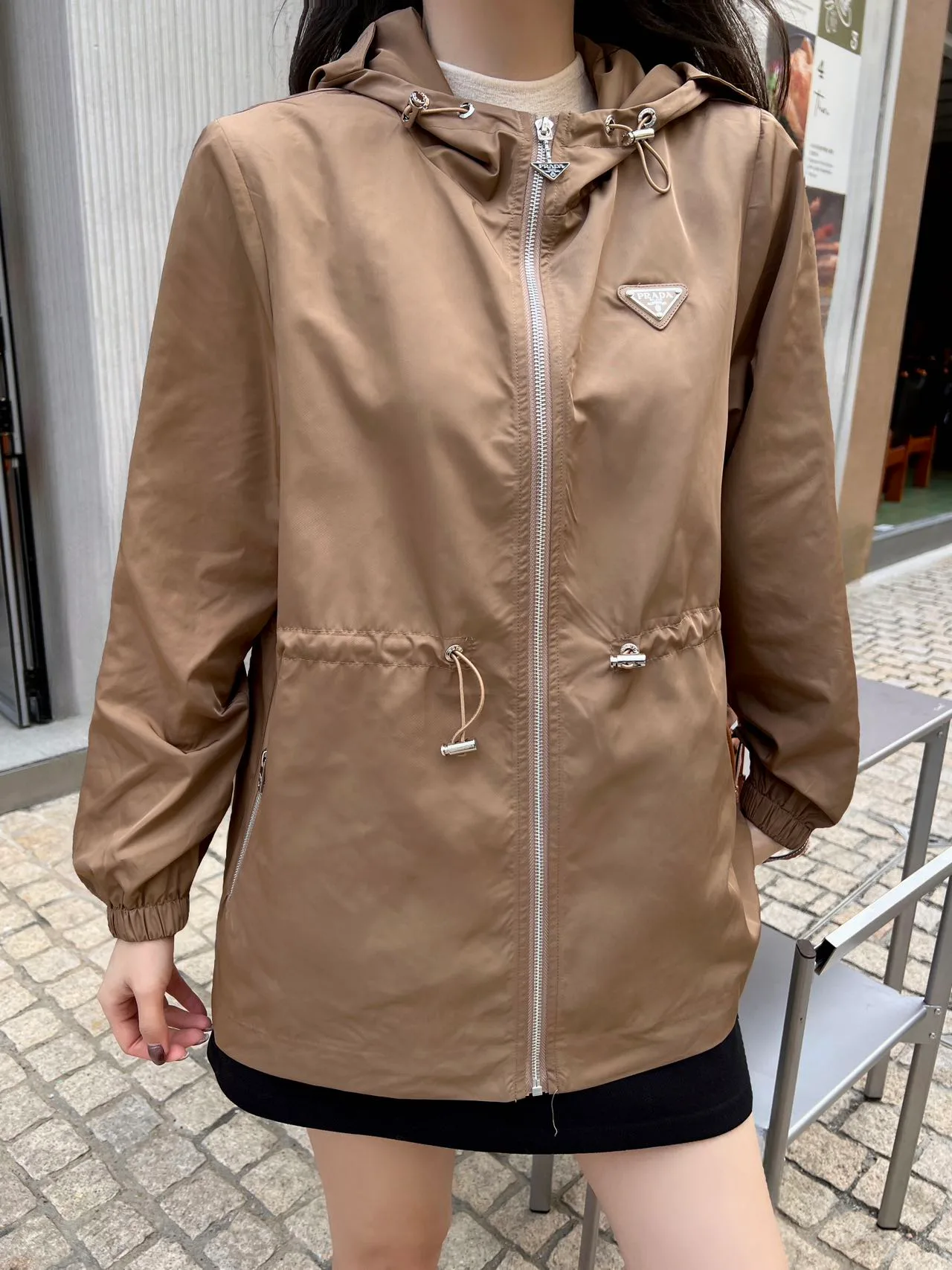 Куртки И Пуховики Женские Prada 9409825