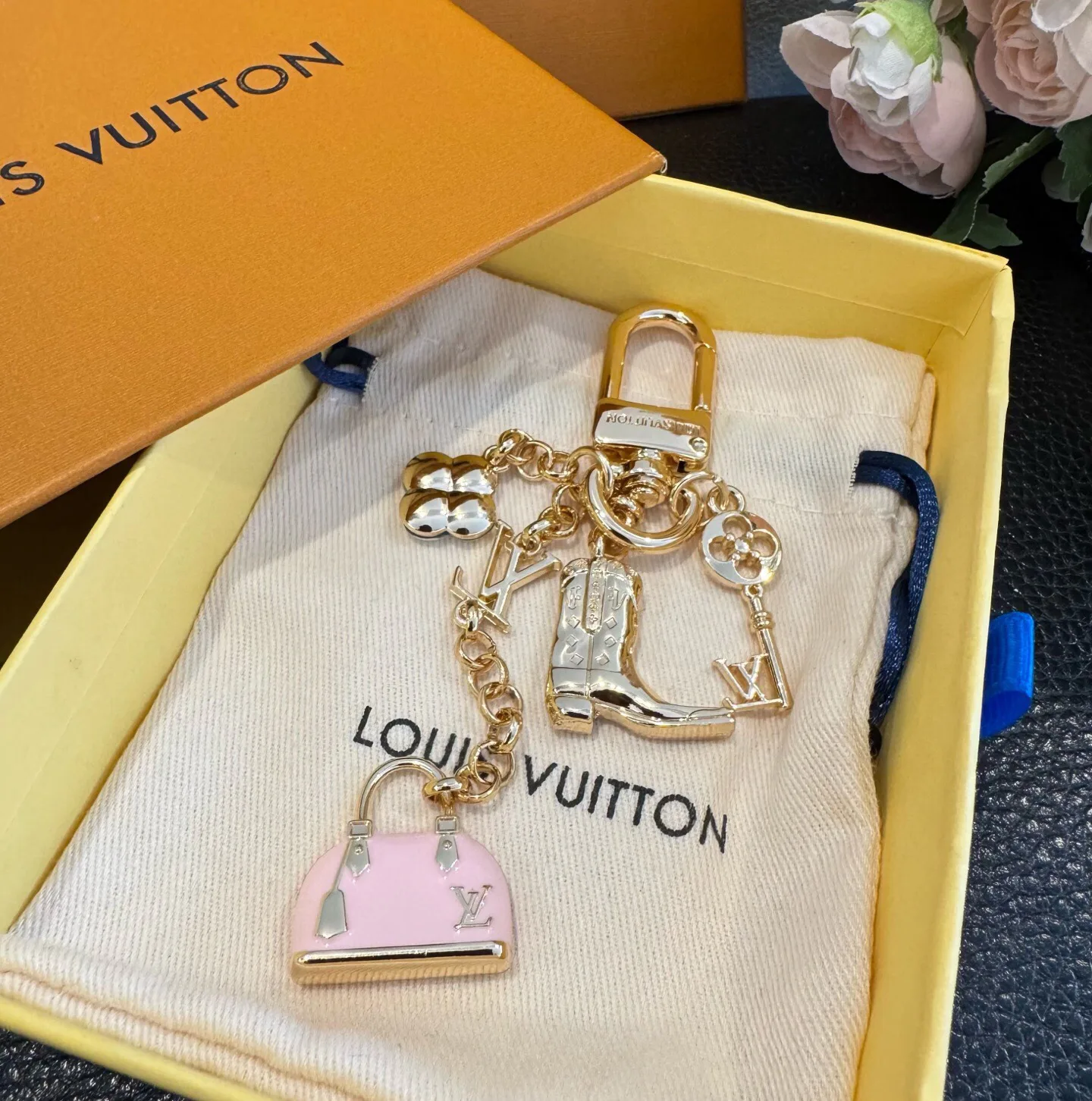 Ключницы Louis Vuitton 18013287