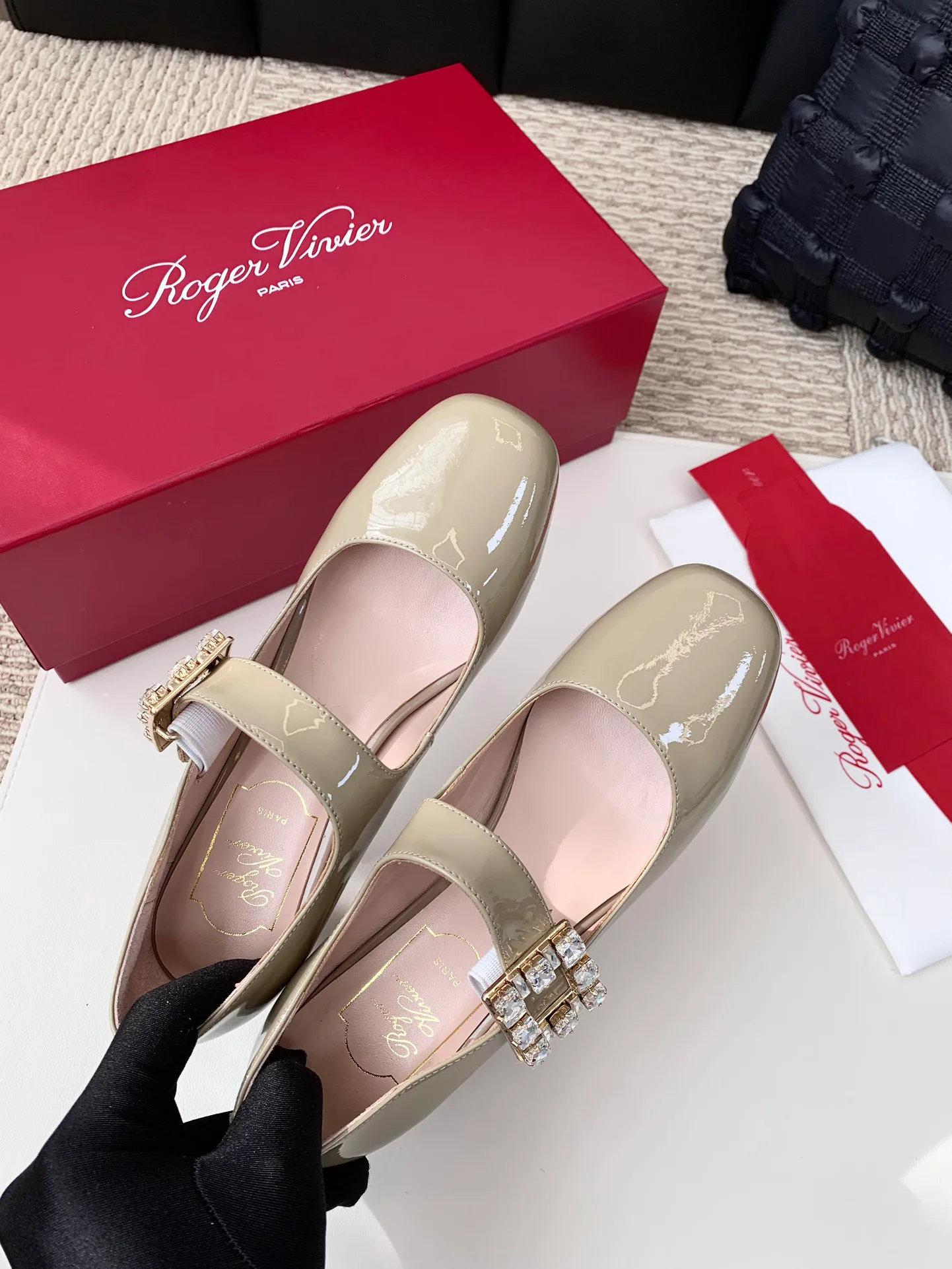 Туфли Женские Roger Vivier 17990354