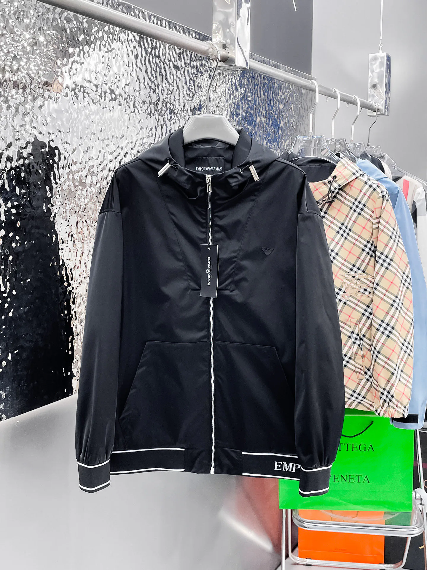 Куртки И Пуховики Мужские Armani 9352369