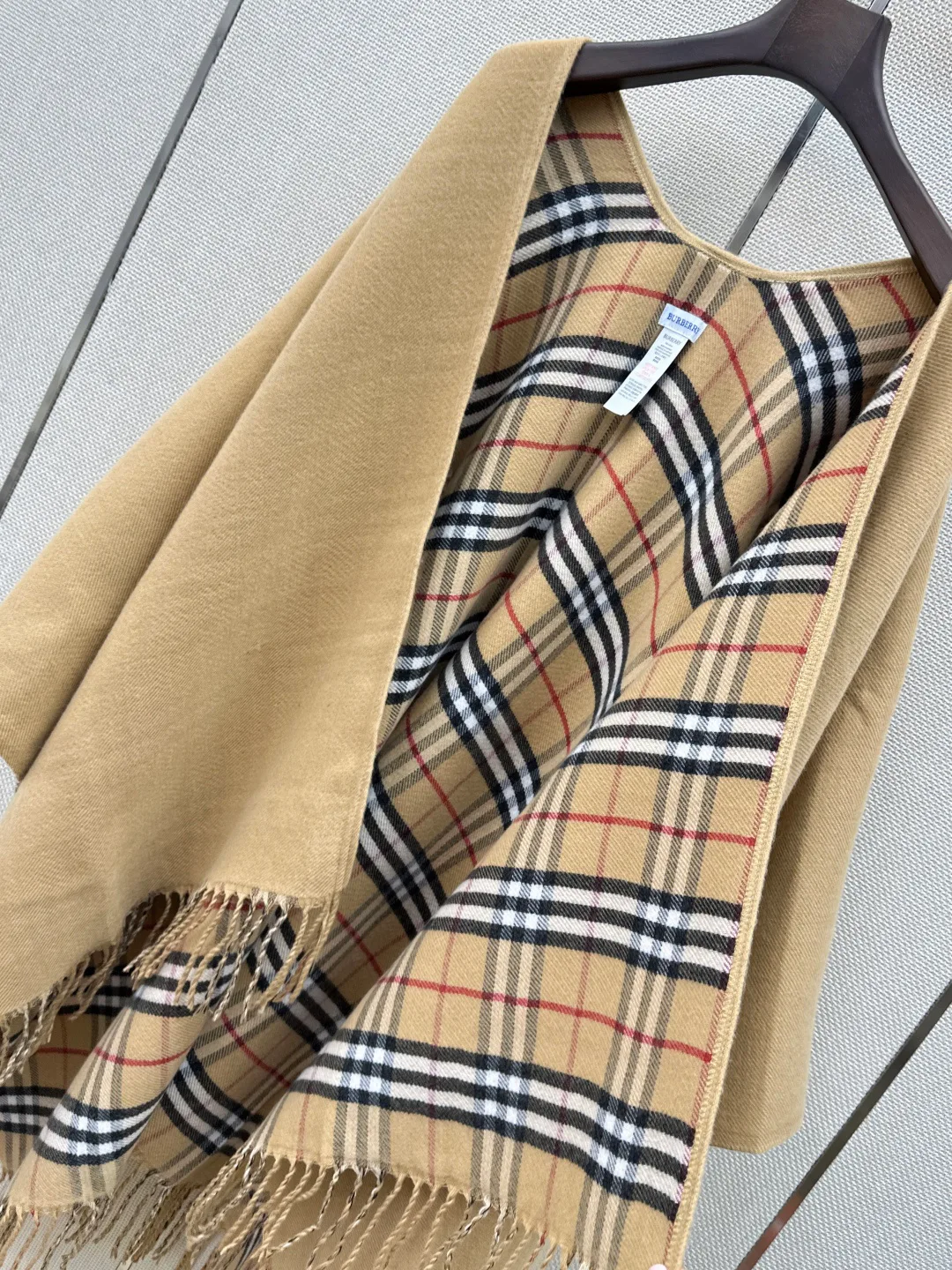 Шарфы Burberry 18032577