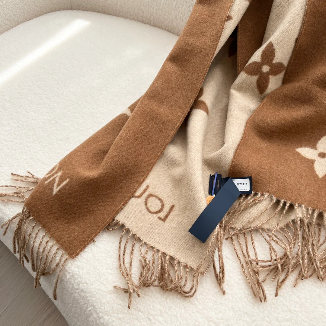 Шарфы Louis Vuitton 1846