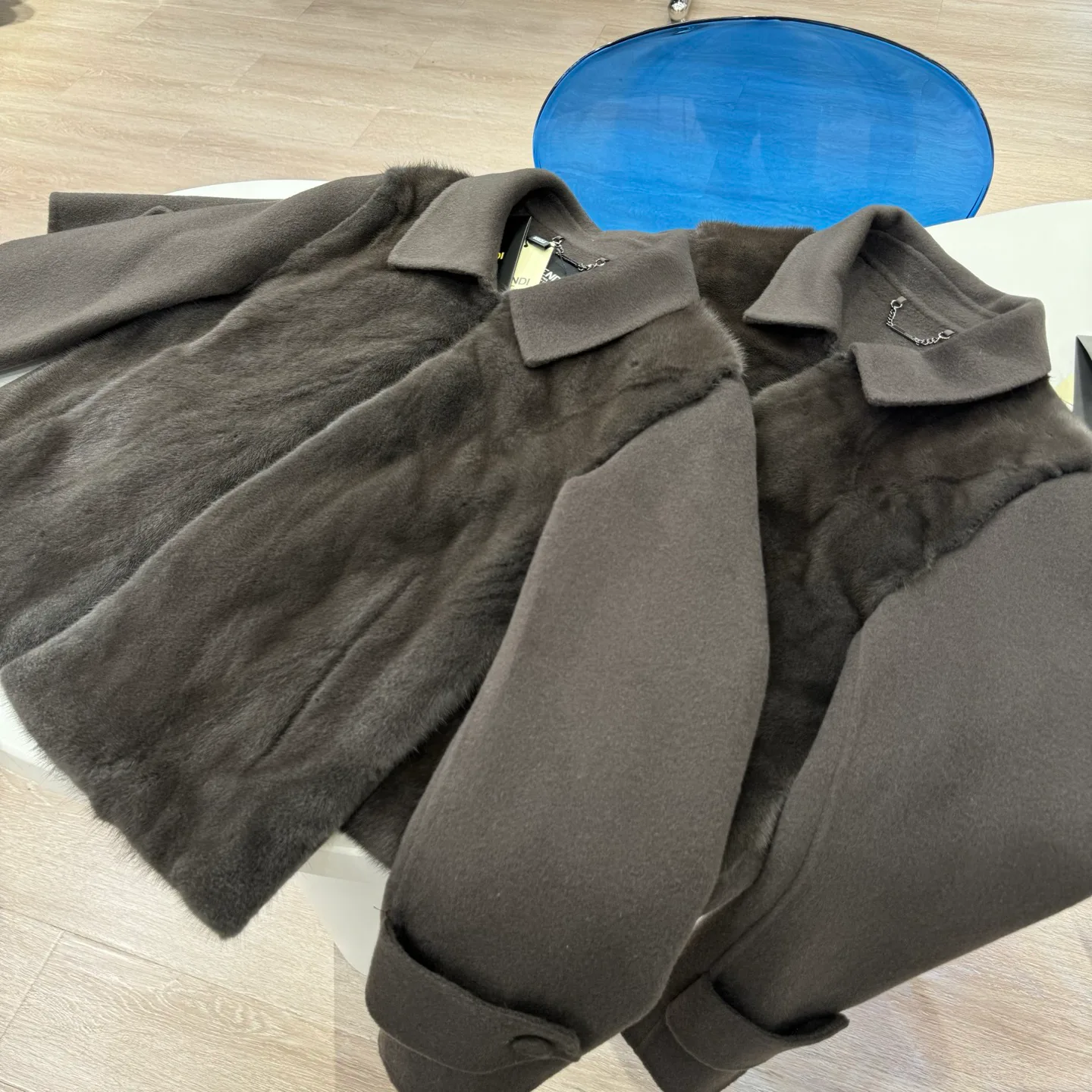 Шубы Женские Fendi 1632279