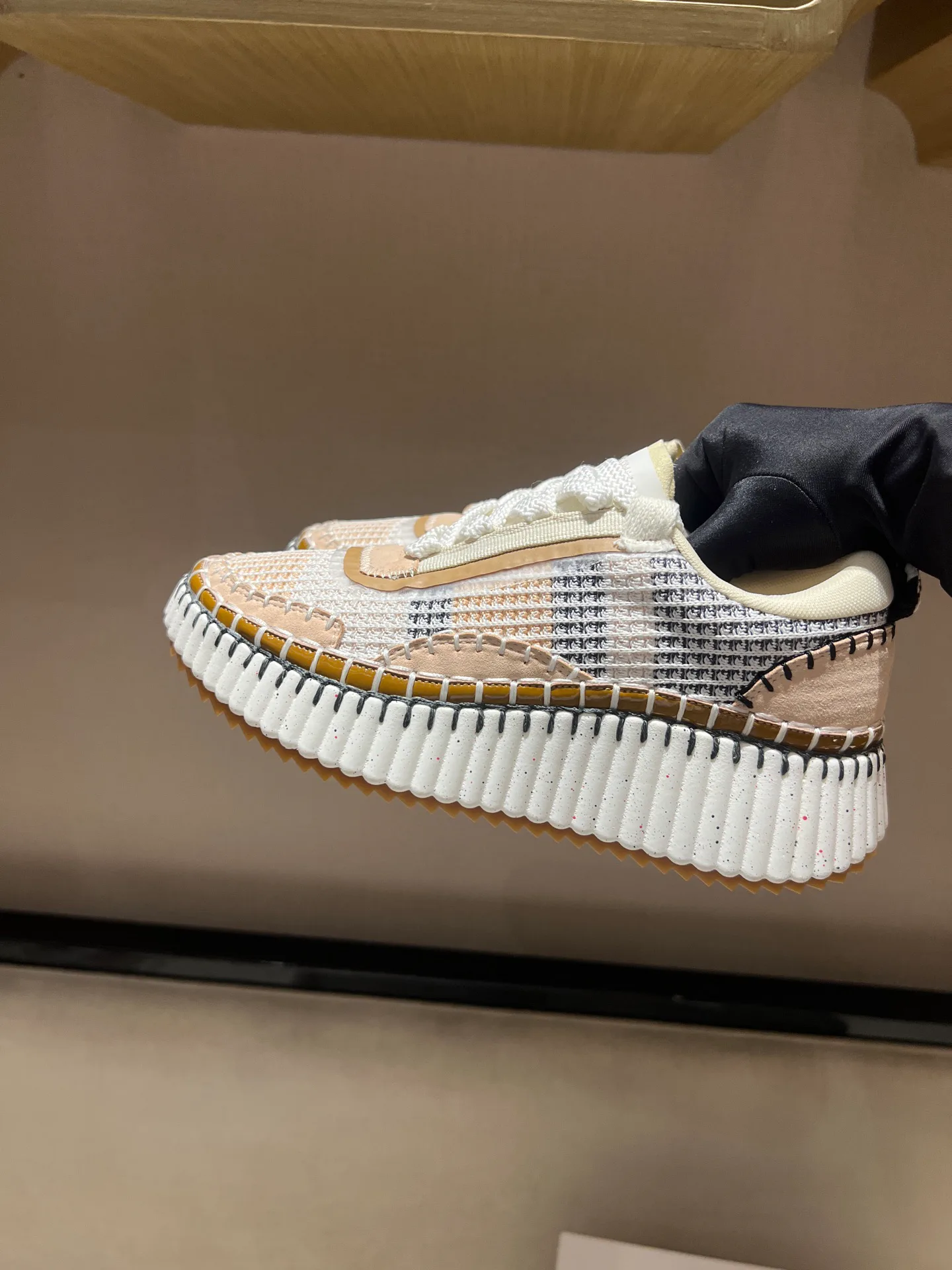 Кроссовки Женские Chloe 18020526