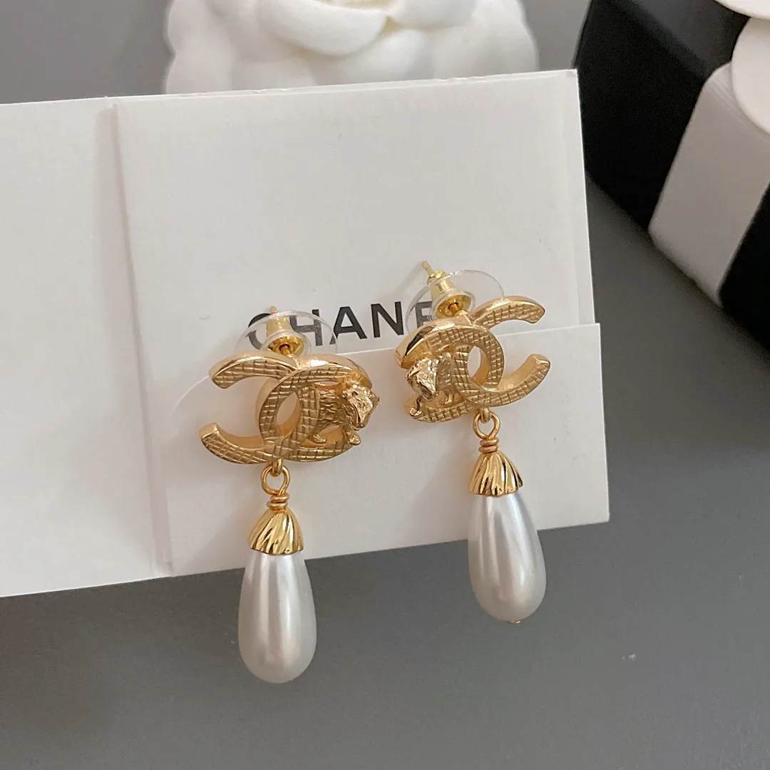 Бижутерия Chanel 11465456