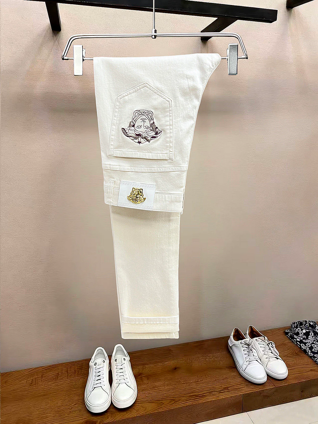 Джинсы Мужские Versace 18097859