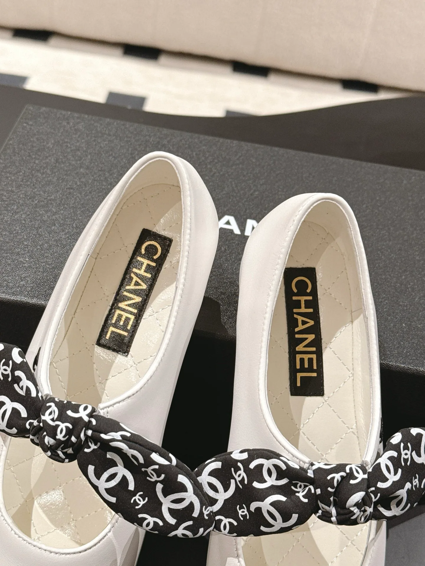 Туфли Женские Chanel 6128045