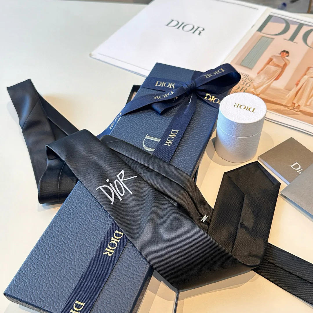 Платки Christian Dior 18003433