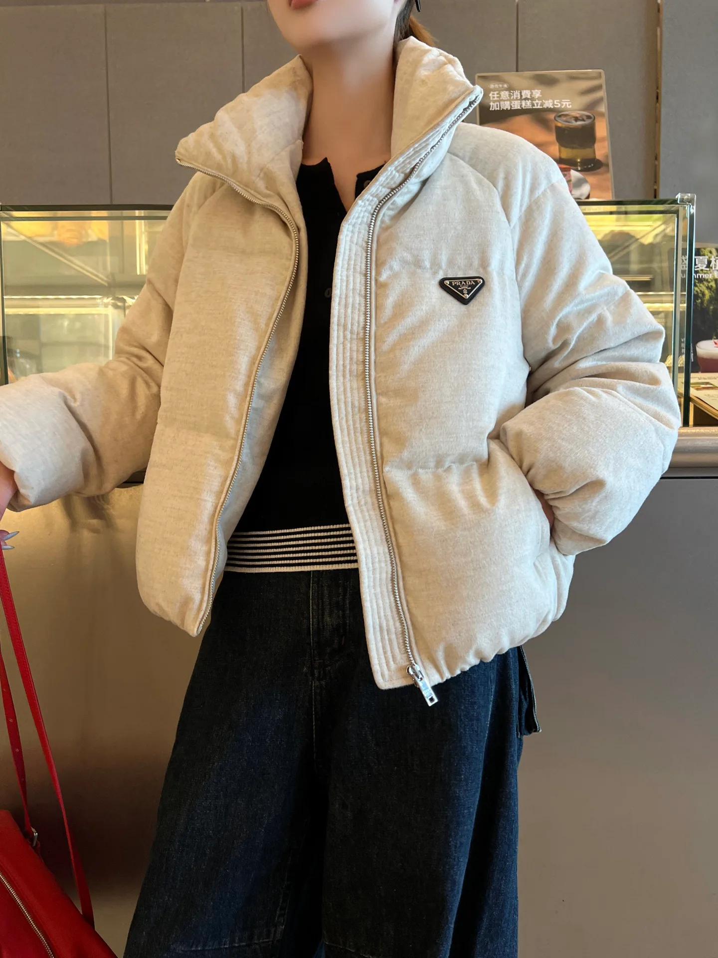 Куртки И Пуховики Женские Prada 18108052