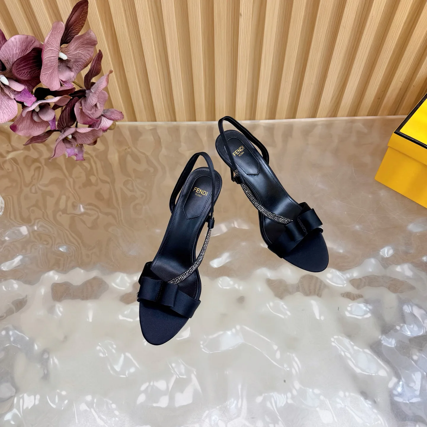 Босоножки Женские Fendi 5883768