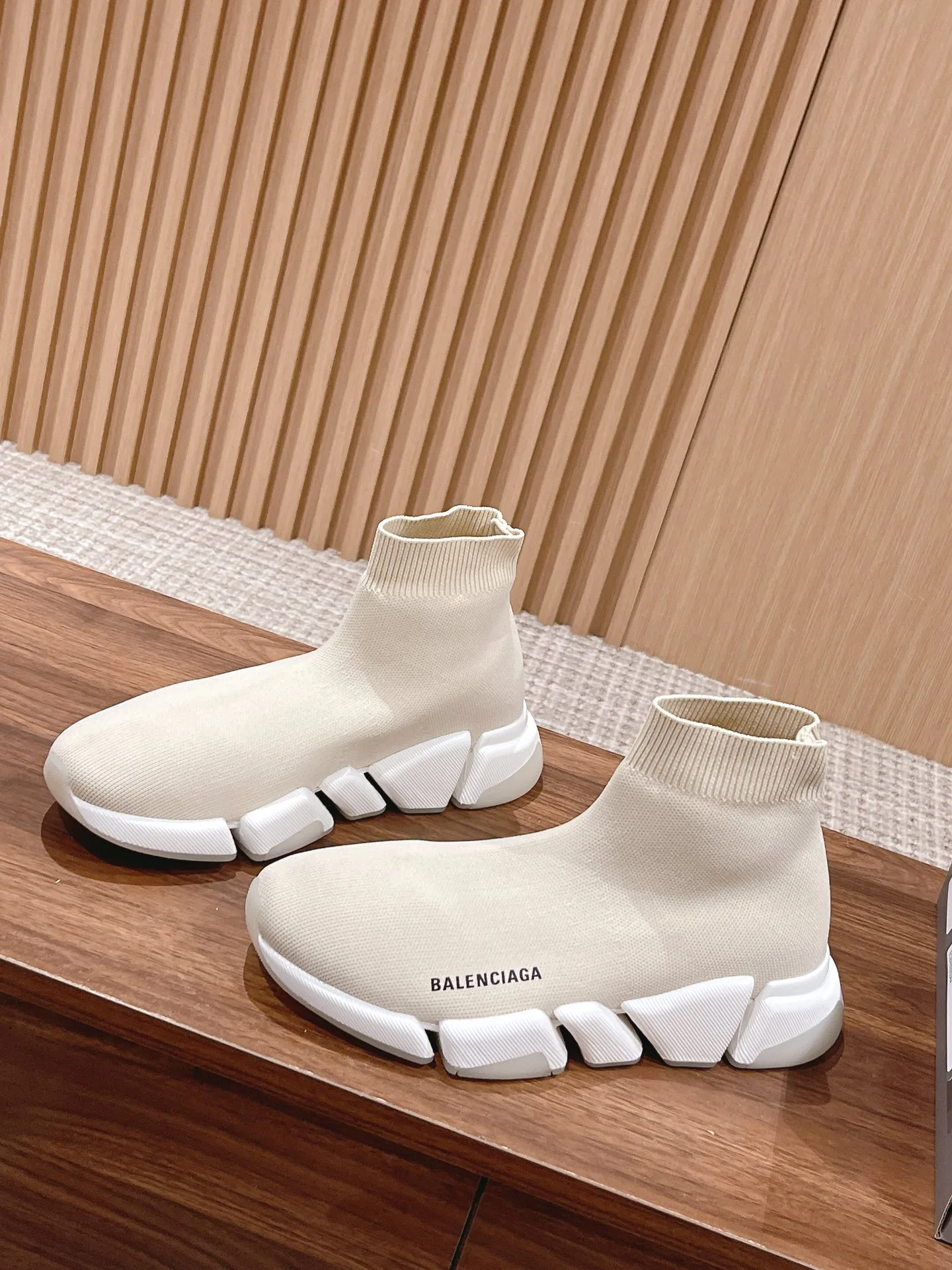 Кроссовки Женские Balenciaga 19780189