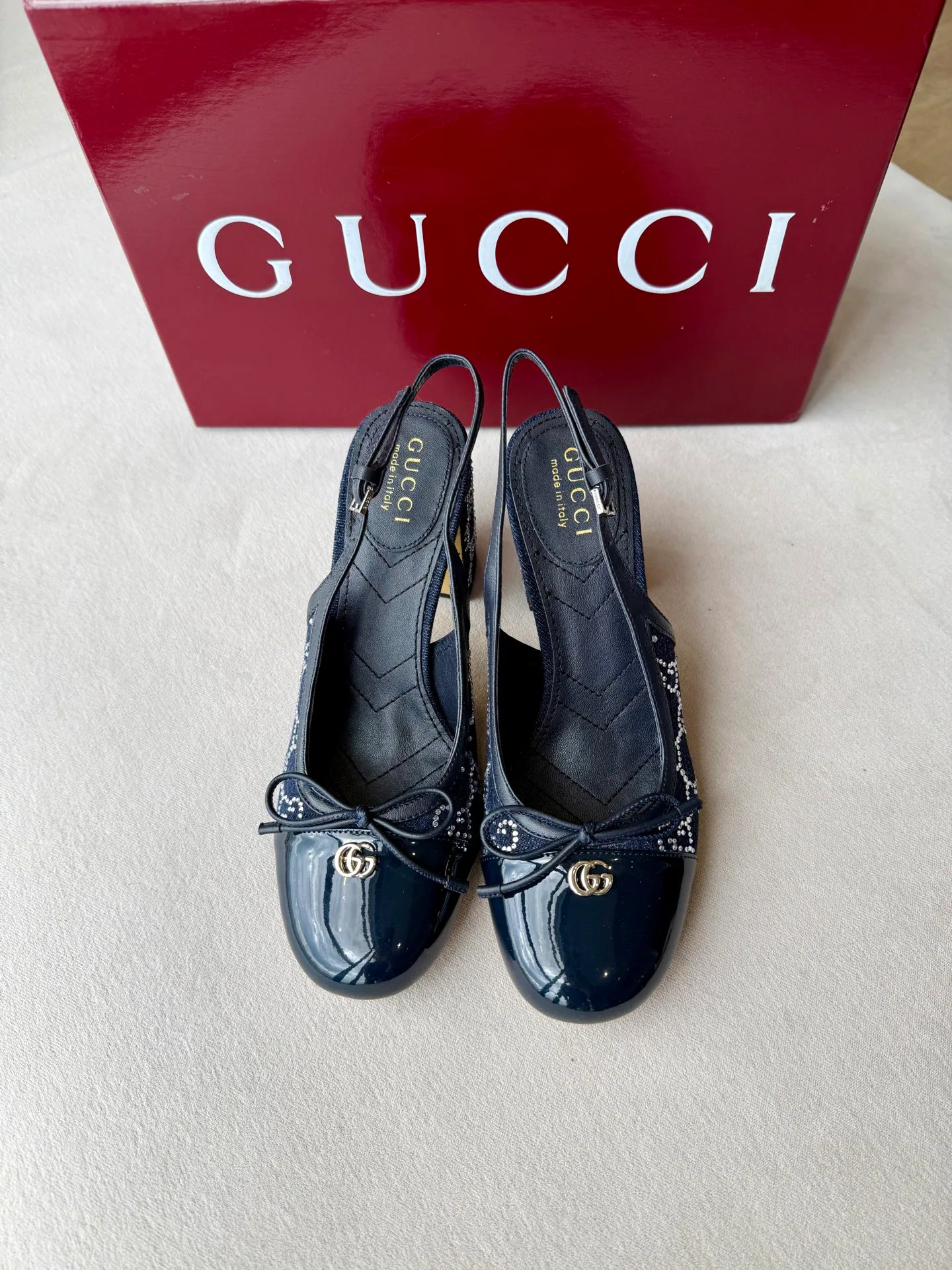 Туфли Женские Gucci 18120670