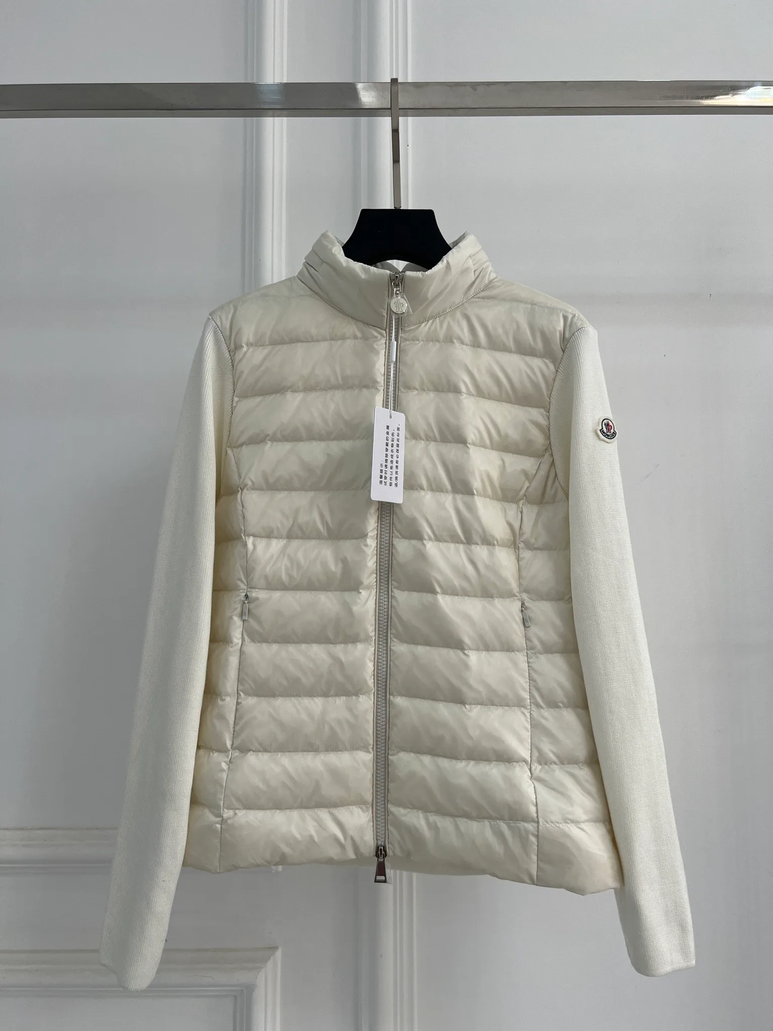 Куртки И Пуховики Женские Moncler 18416267