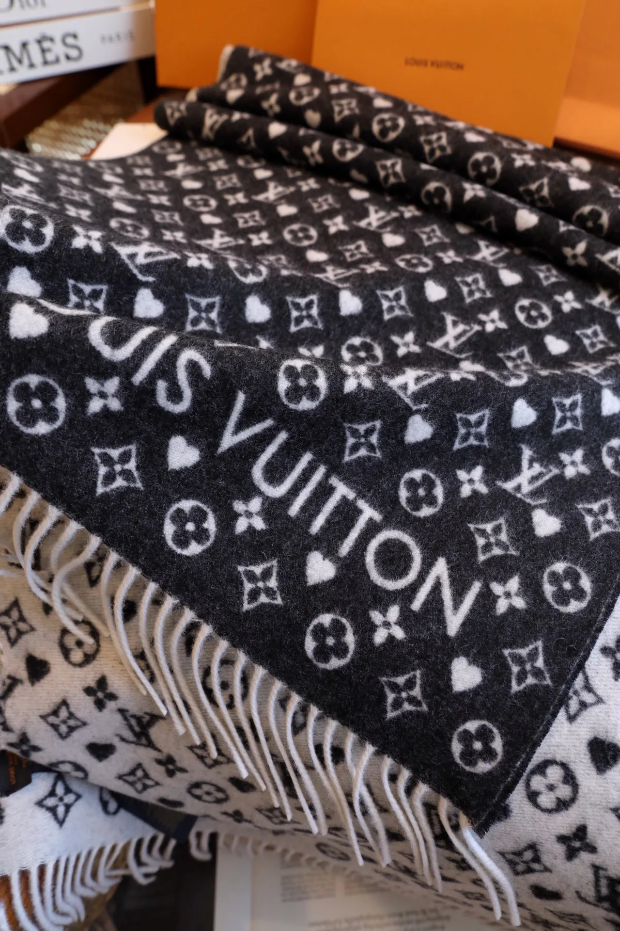 Шарфы Louis Vuitton 1313377