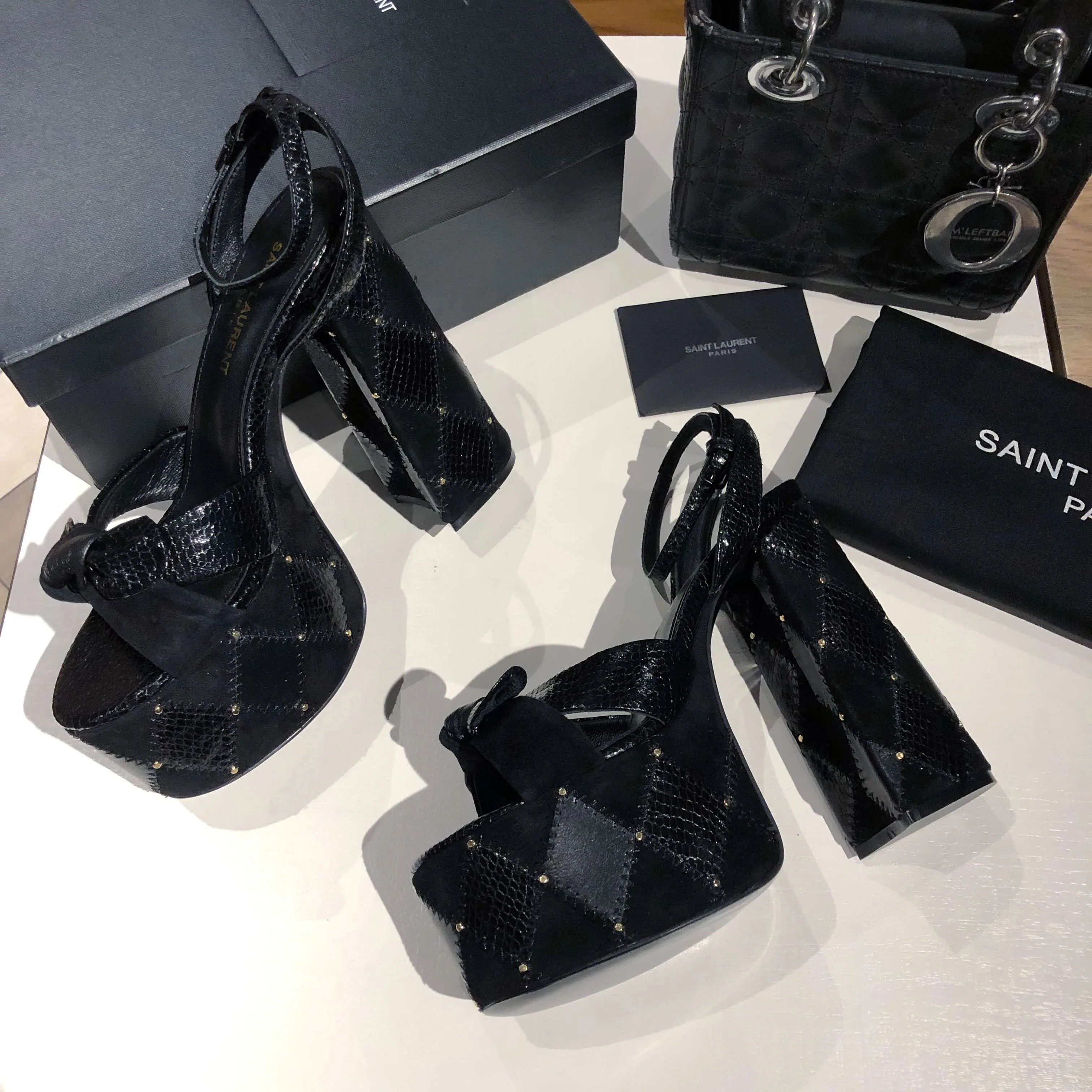 Босоножки Женские Saint Laurent 11220442