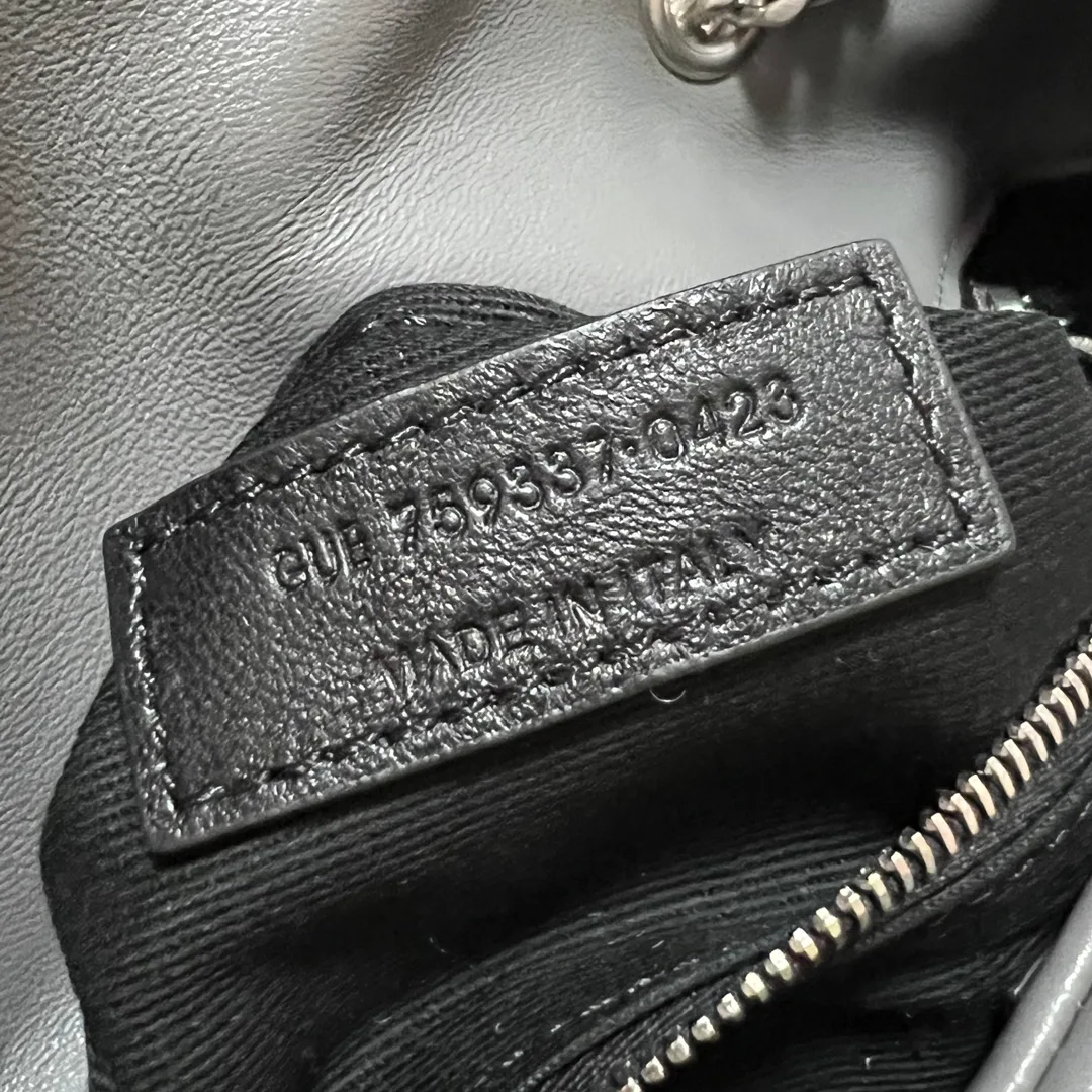 Классические Сумки Женские Saint Laurent 11664944