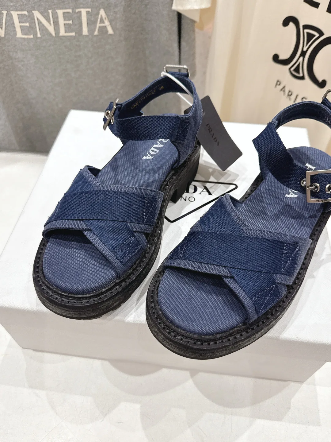 Сандалии Женские Prada 11131908