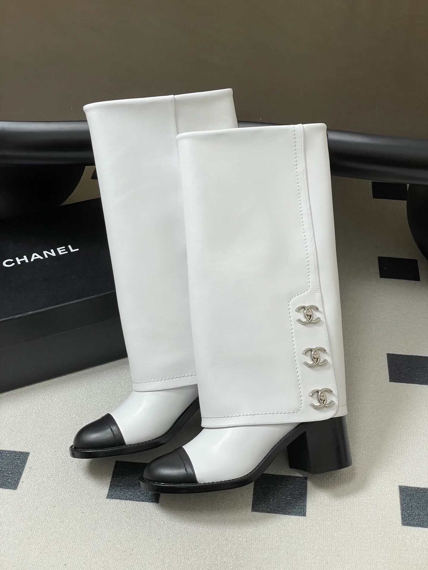 Сапоги Женские Chanel 1284424