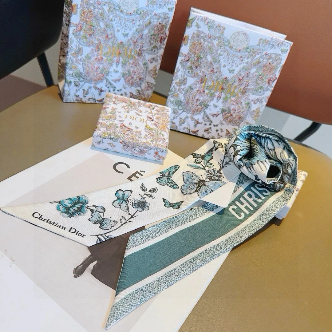 Платки Christian Dior 12918470