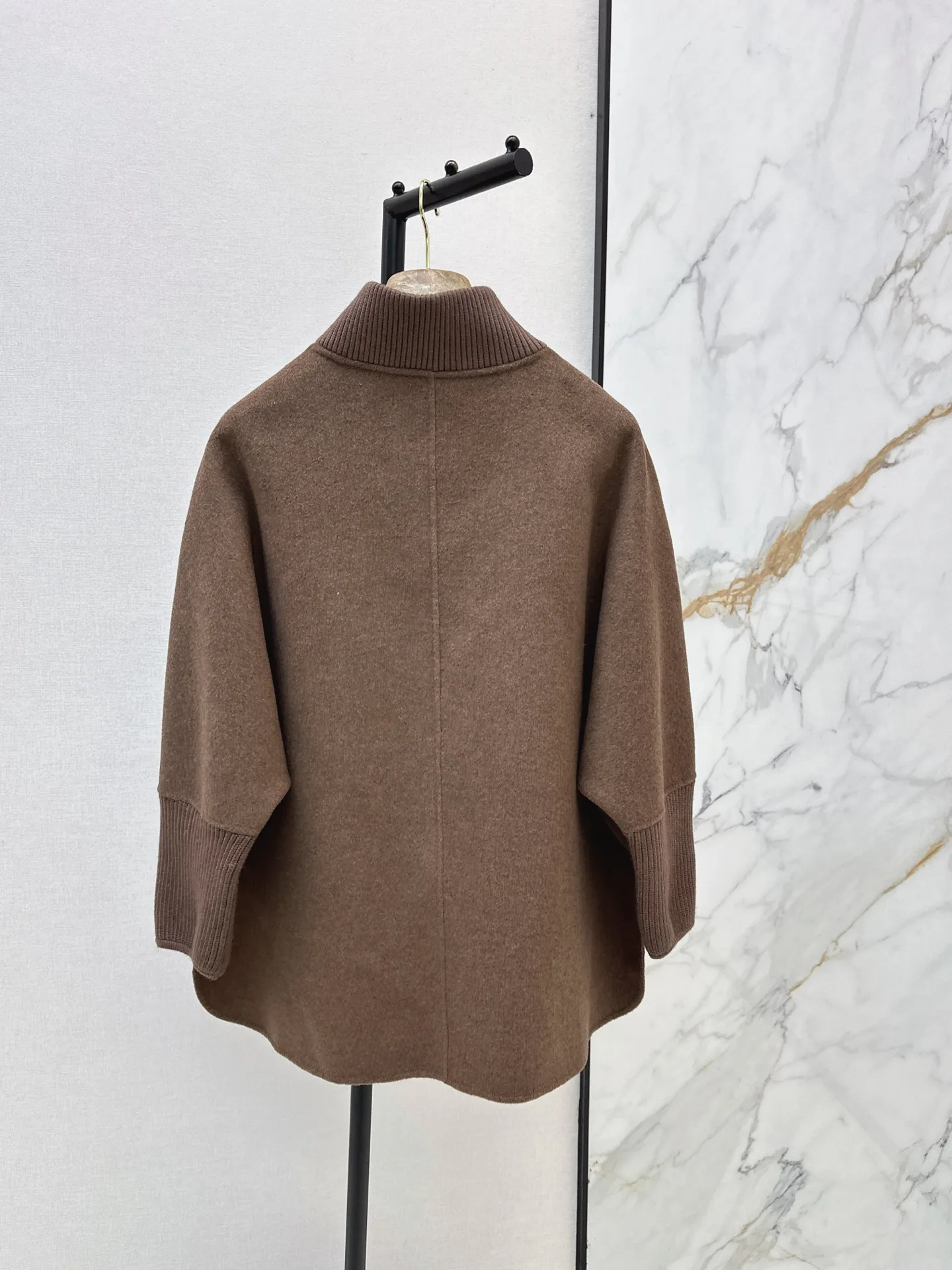 Пальто Женские Loro Piana 18407928