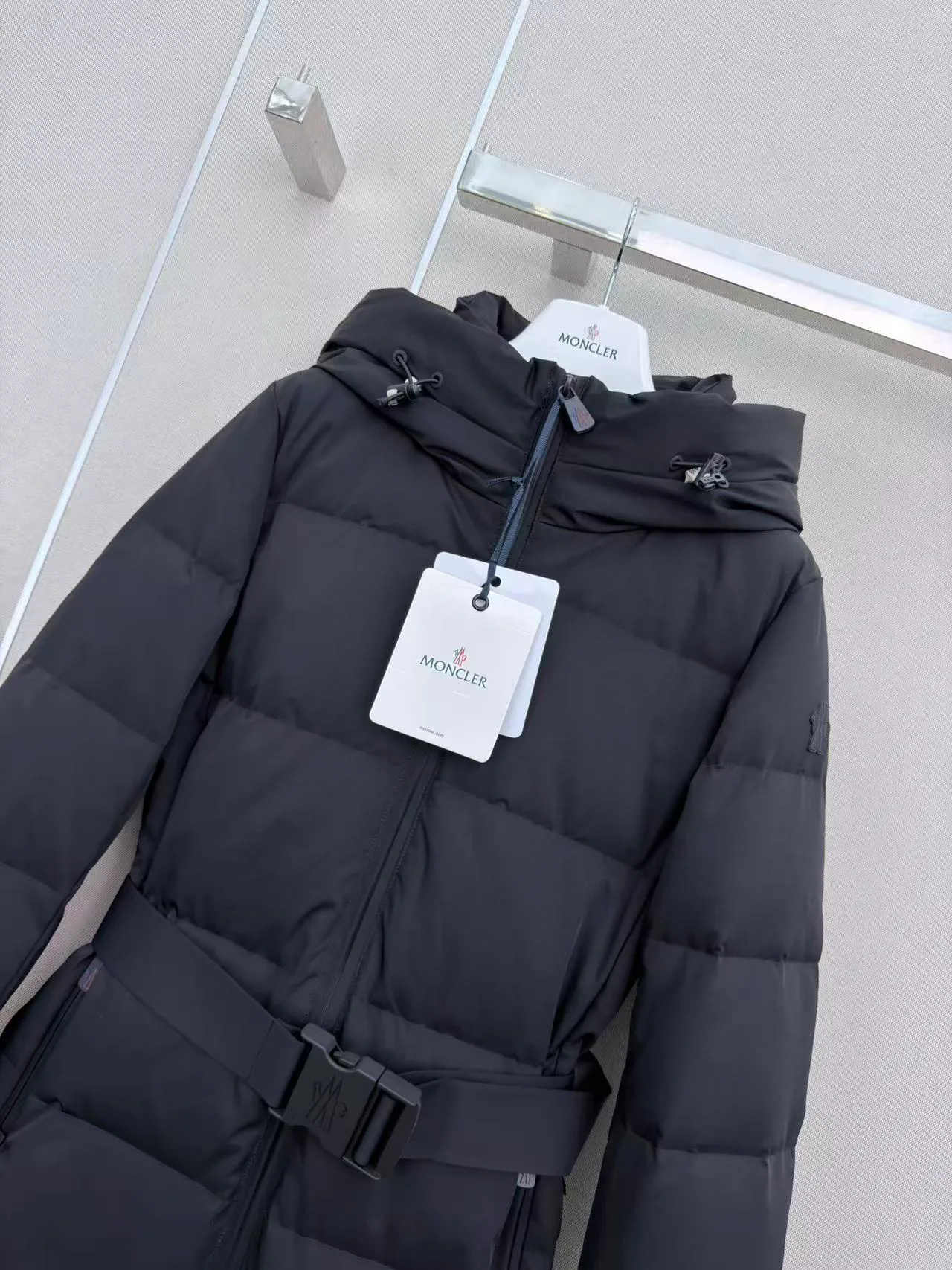 Куртки И Пуховики Женские Moncler 18402391