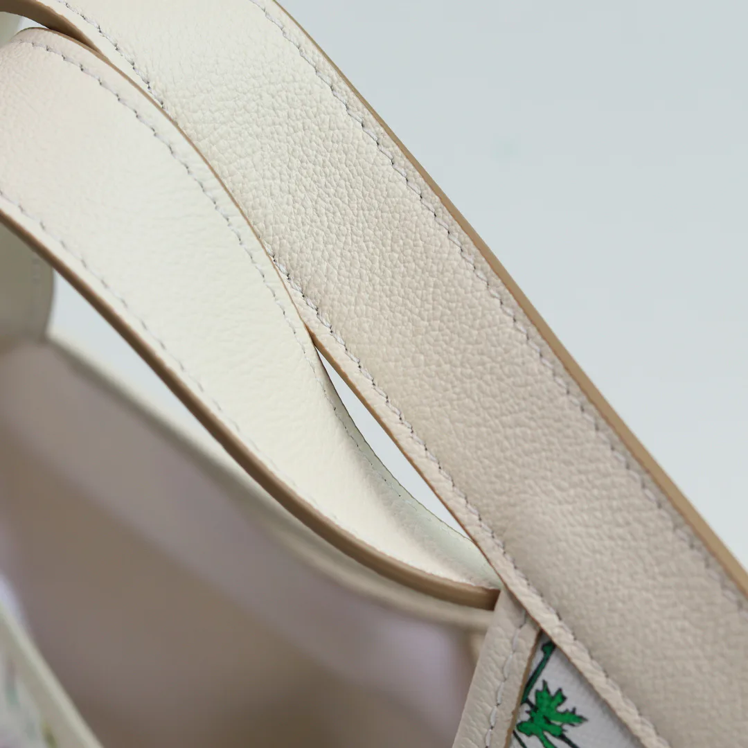 Классические Сумки Женские Gucci 17574154