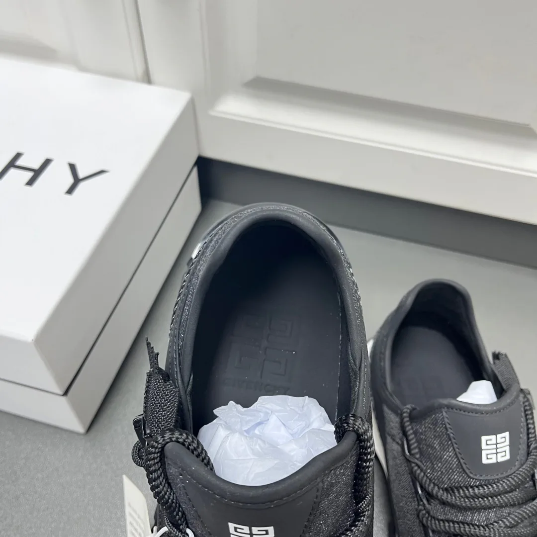 Кроссовки Мужские Givenchy 18500199